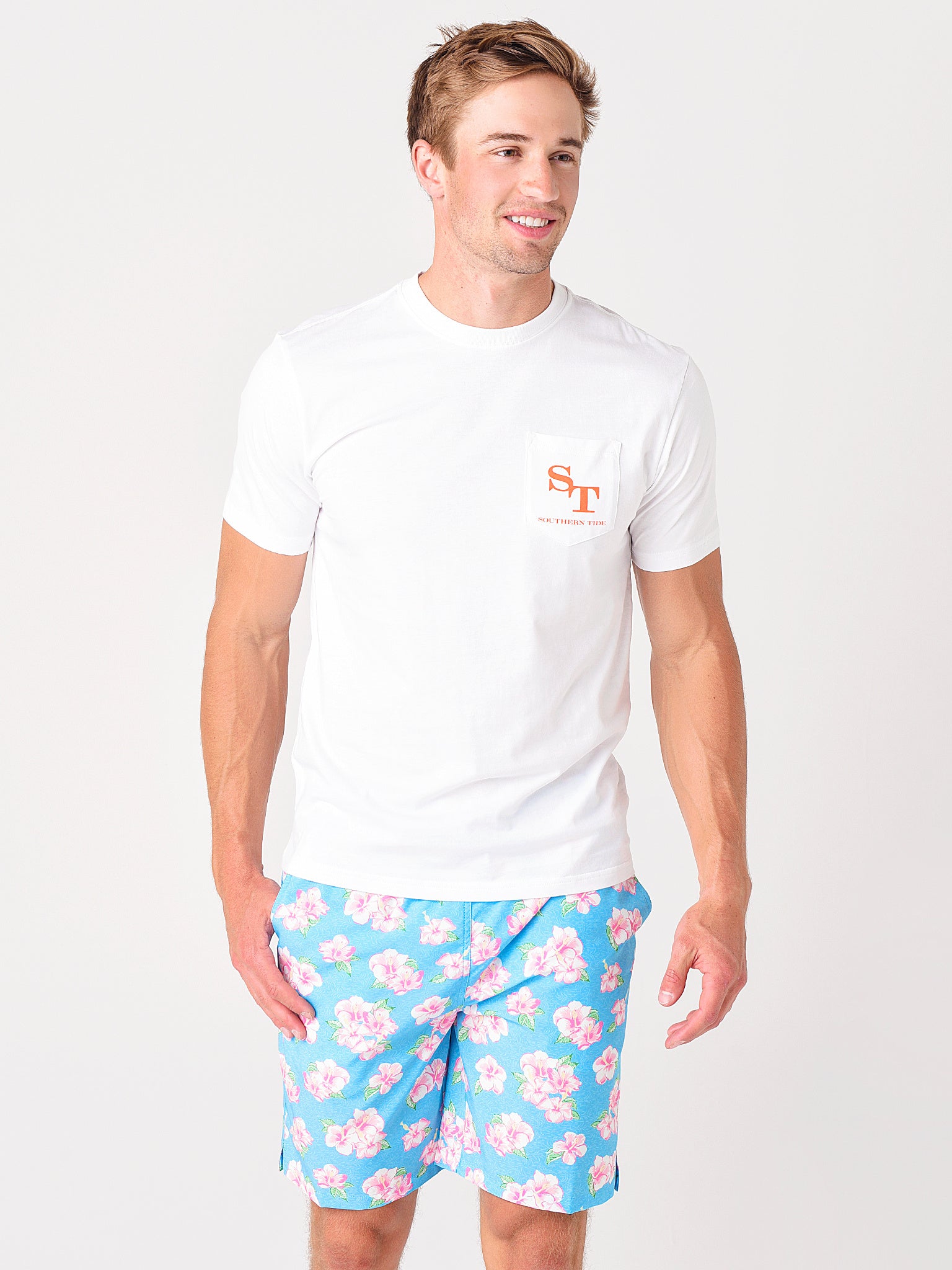 3744xCLASSICWHITE-alt1