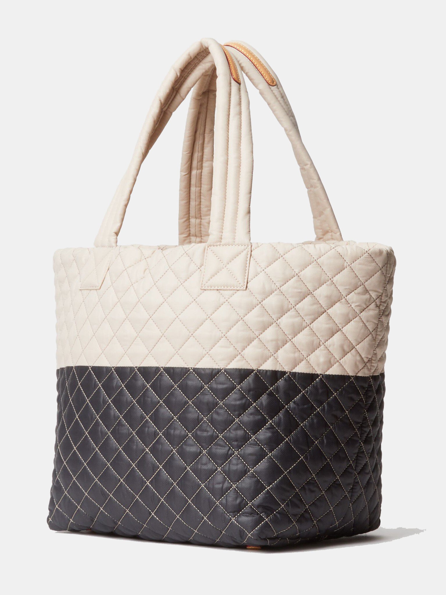 3761548xMUSHROOMBLACK-alt1