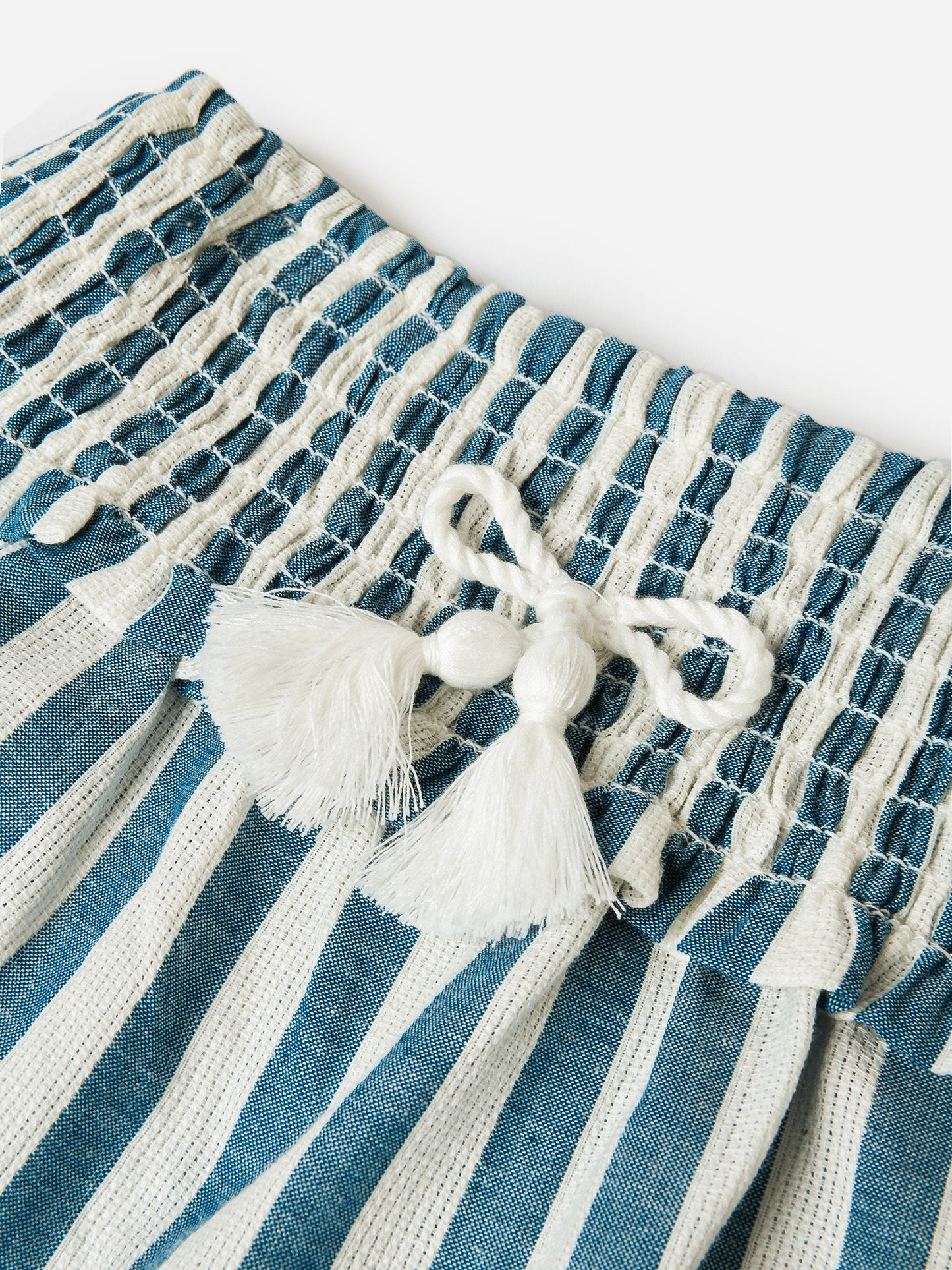 3903_xPORCELAIN-alt1