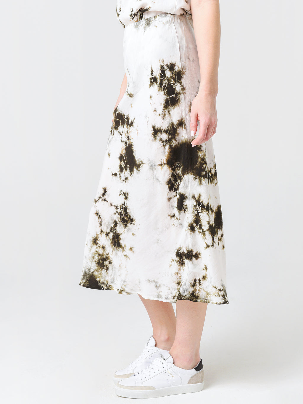 396-4014TDxARMYWHITETIEDYE-alt1