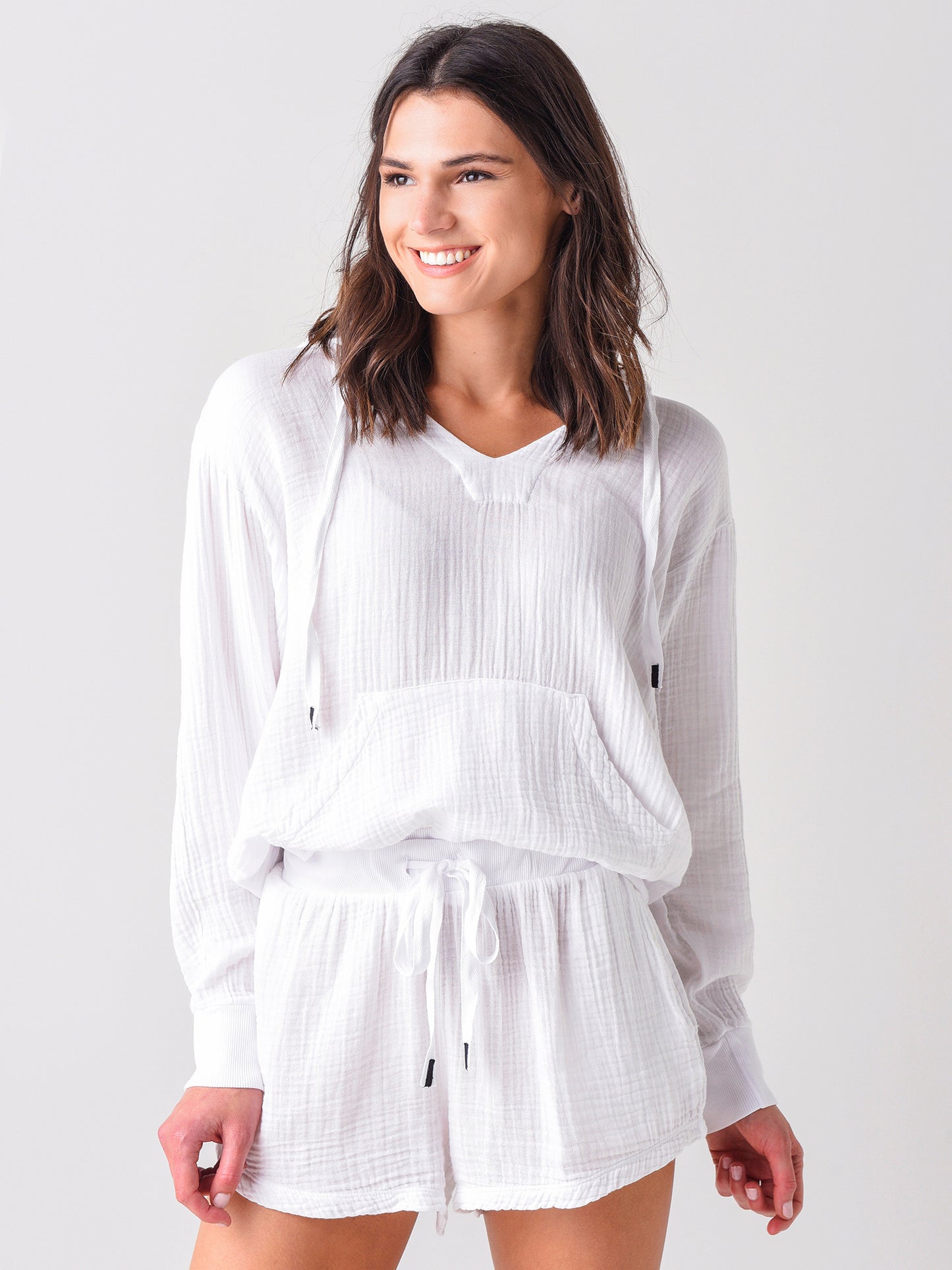 Stateside Women's Super Soft Gauze Hood Poncho - Saint Bernard