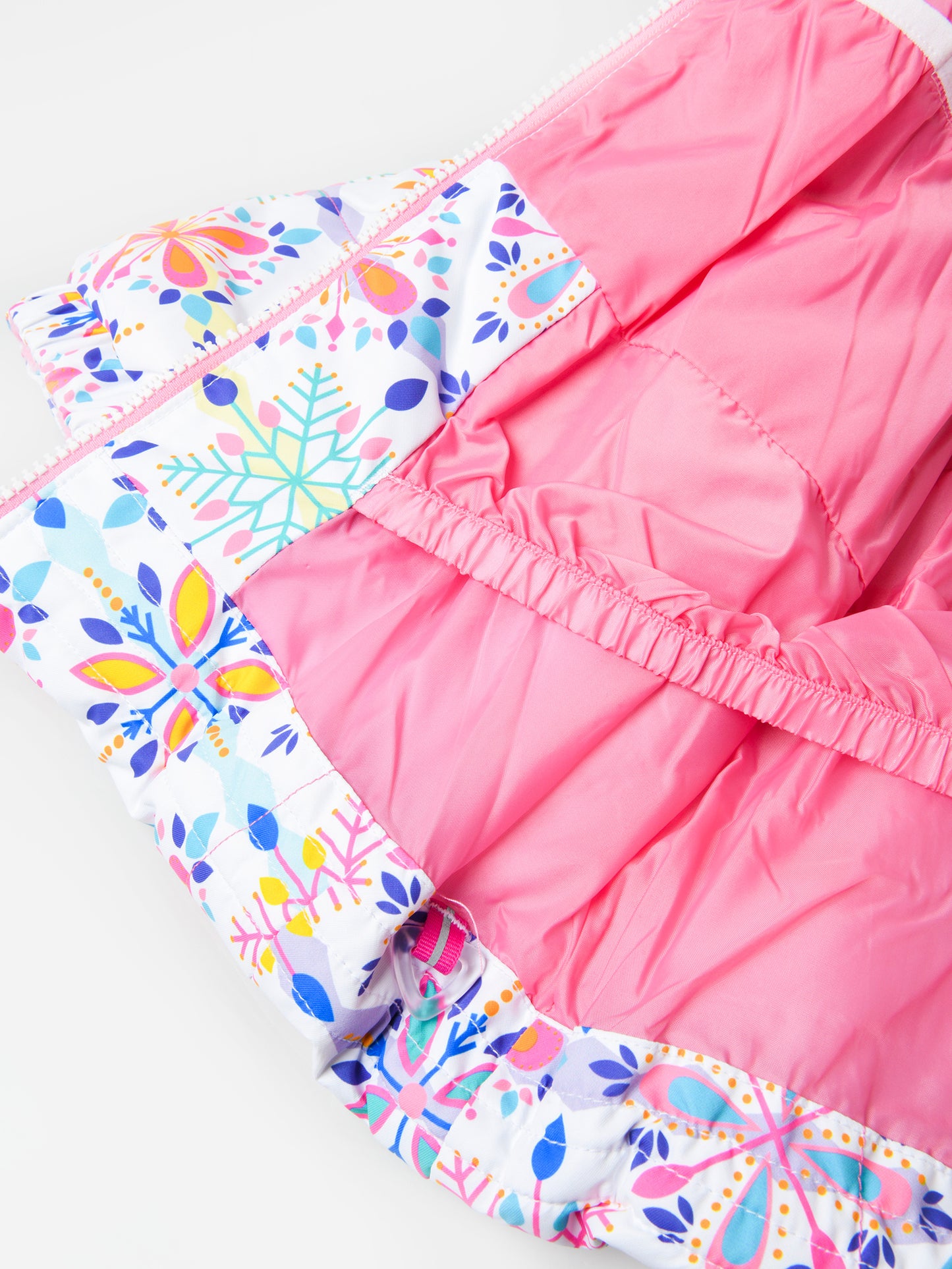 51083xWHITESNOWFLAKES-alt4