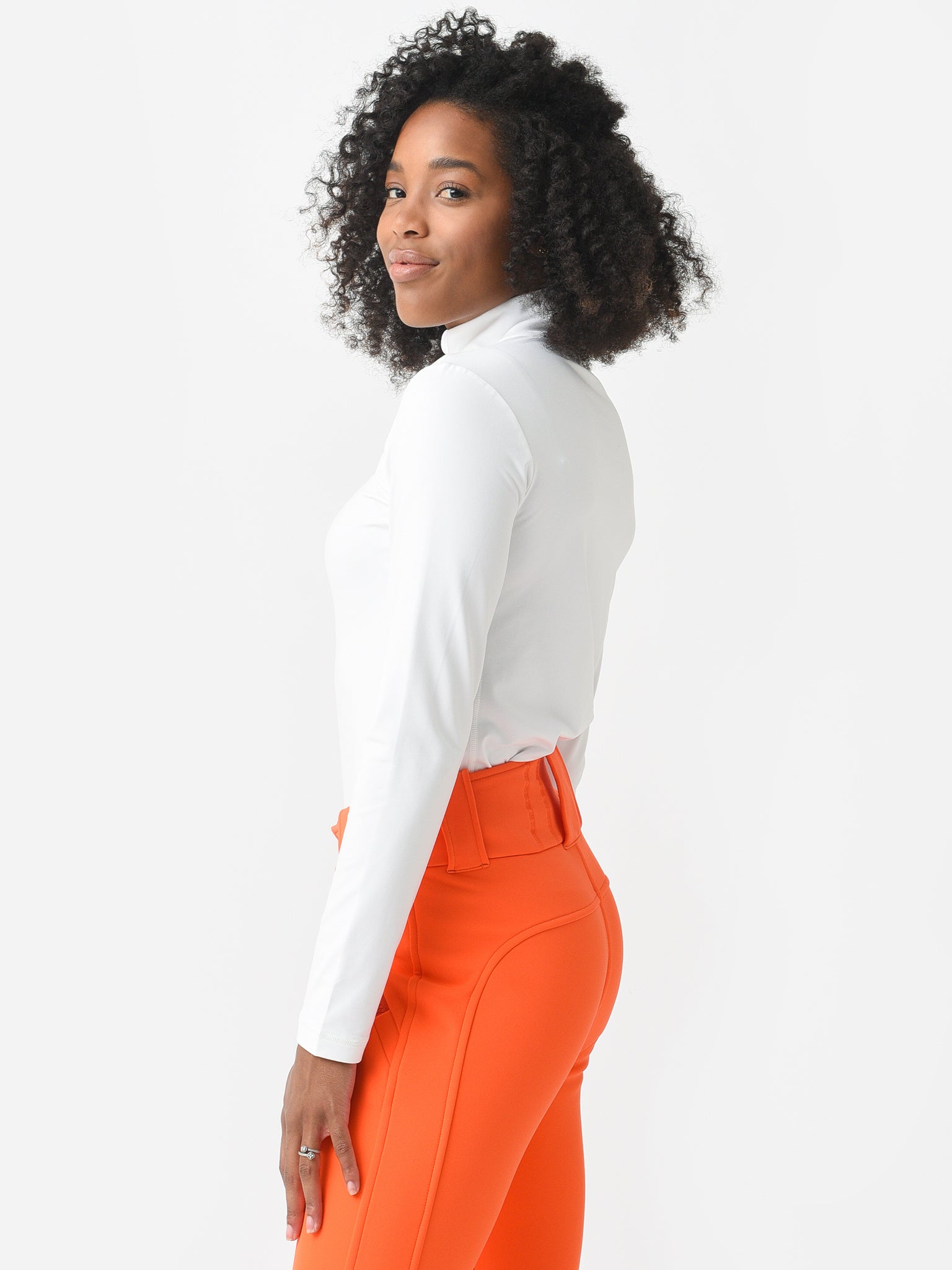 5488-4946x031WHITE-alt2