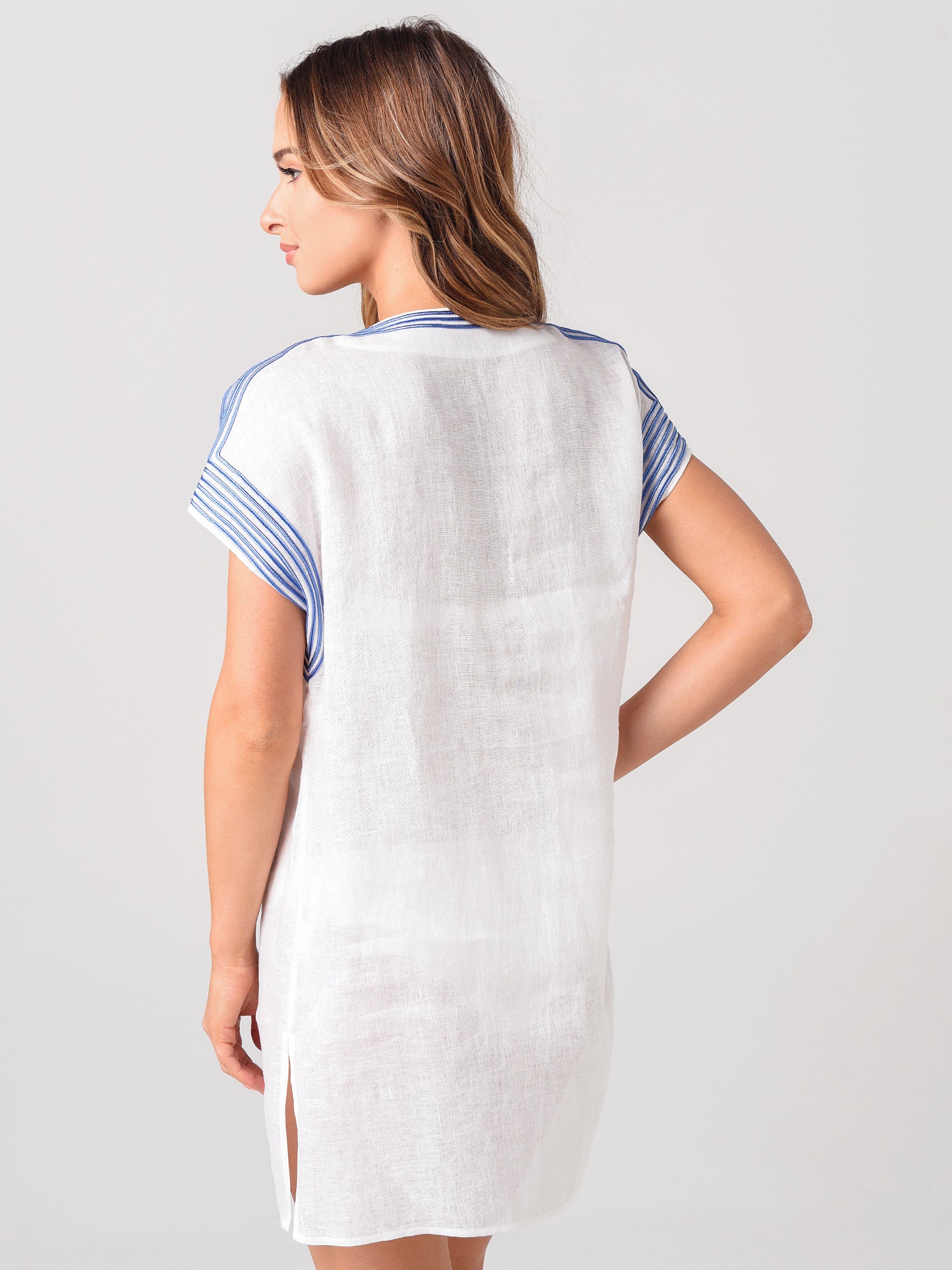 61634-100xWHITEBLUE-alt2