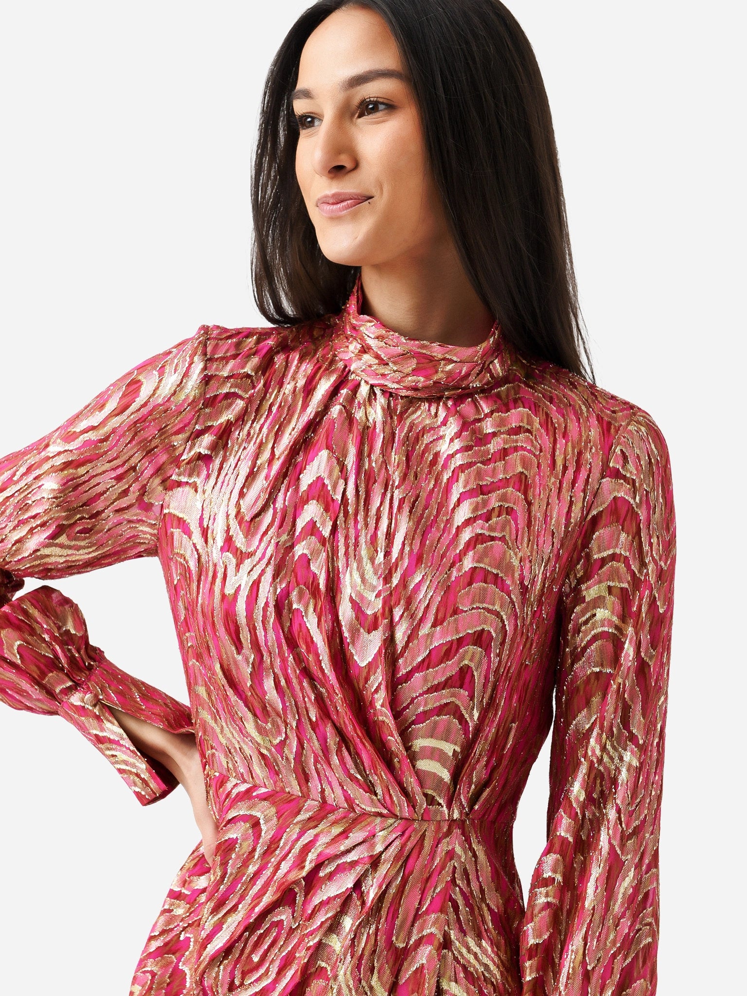 622-1024-FxBOUGAINVILLEAMETALLICMOIRE-alt5