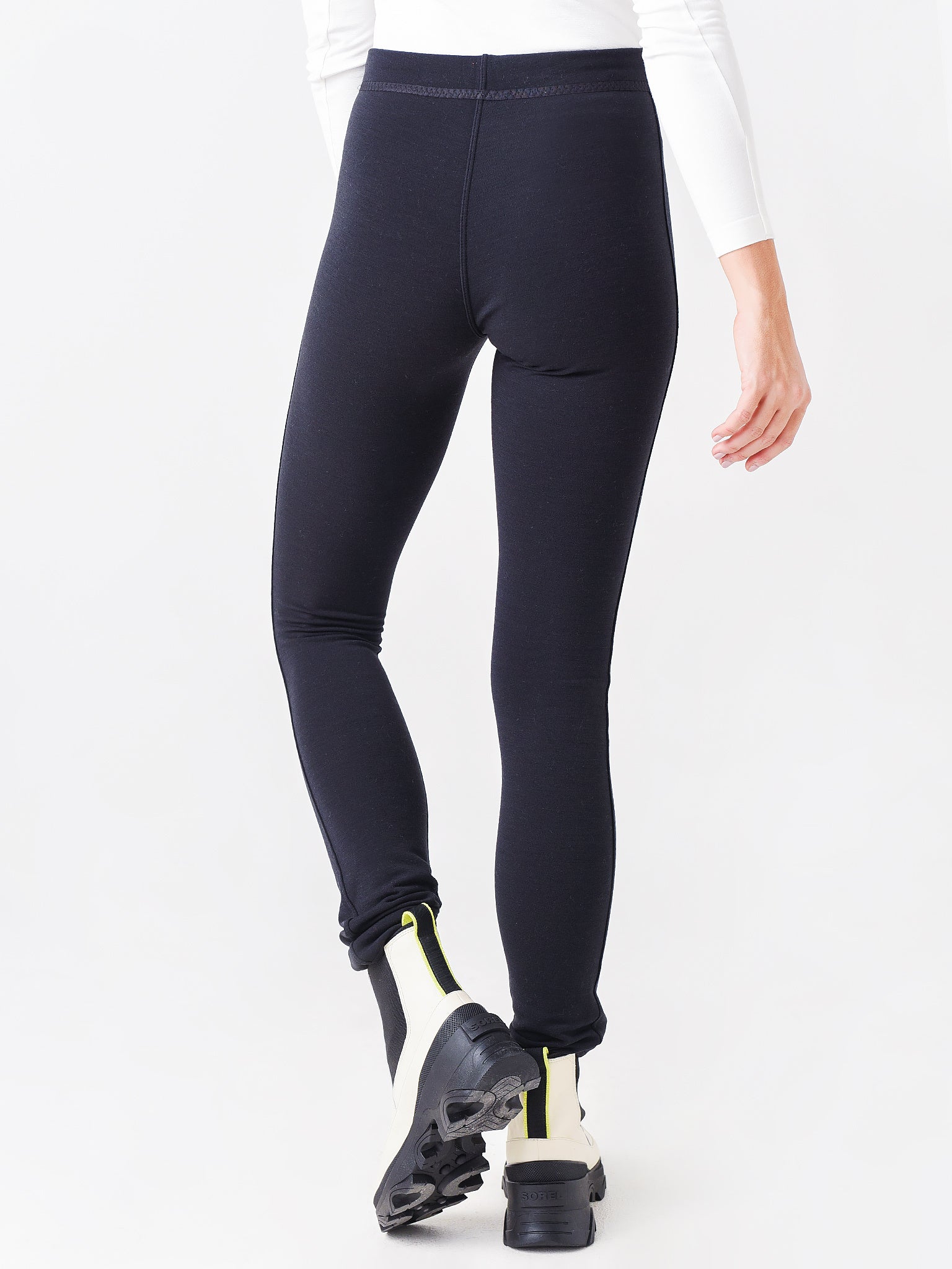 658448x010BLACK-alt3