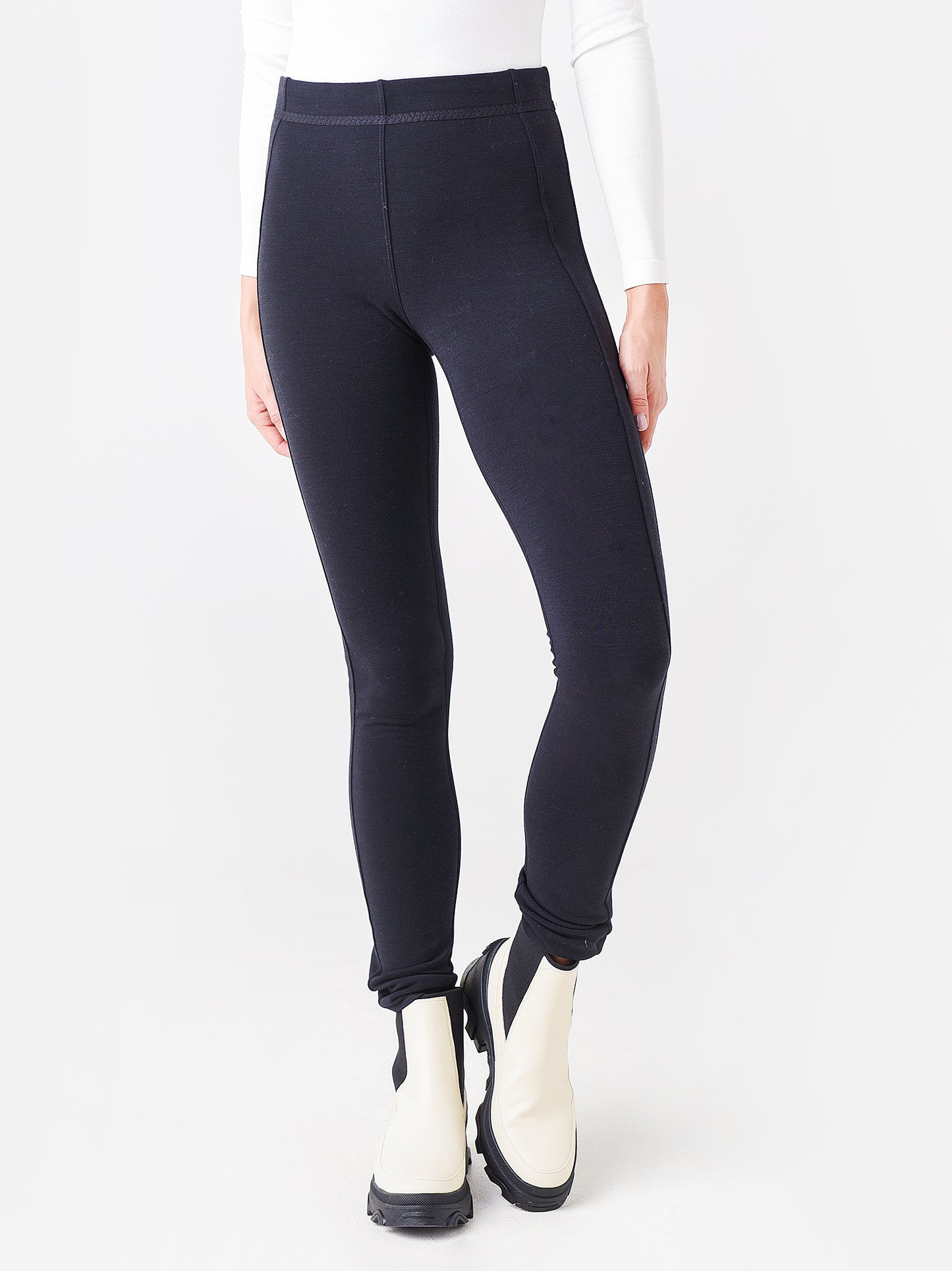 Frauenschuh Women's Daphne Legging - Saint Bernard