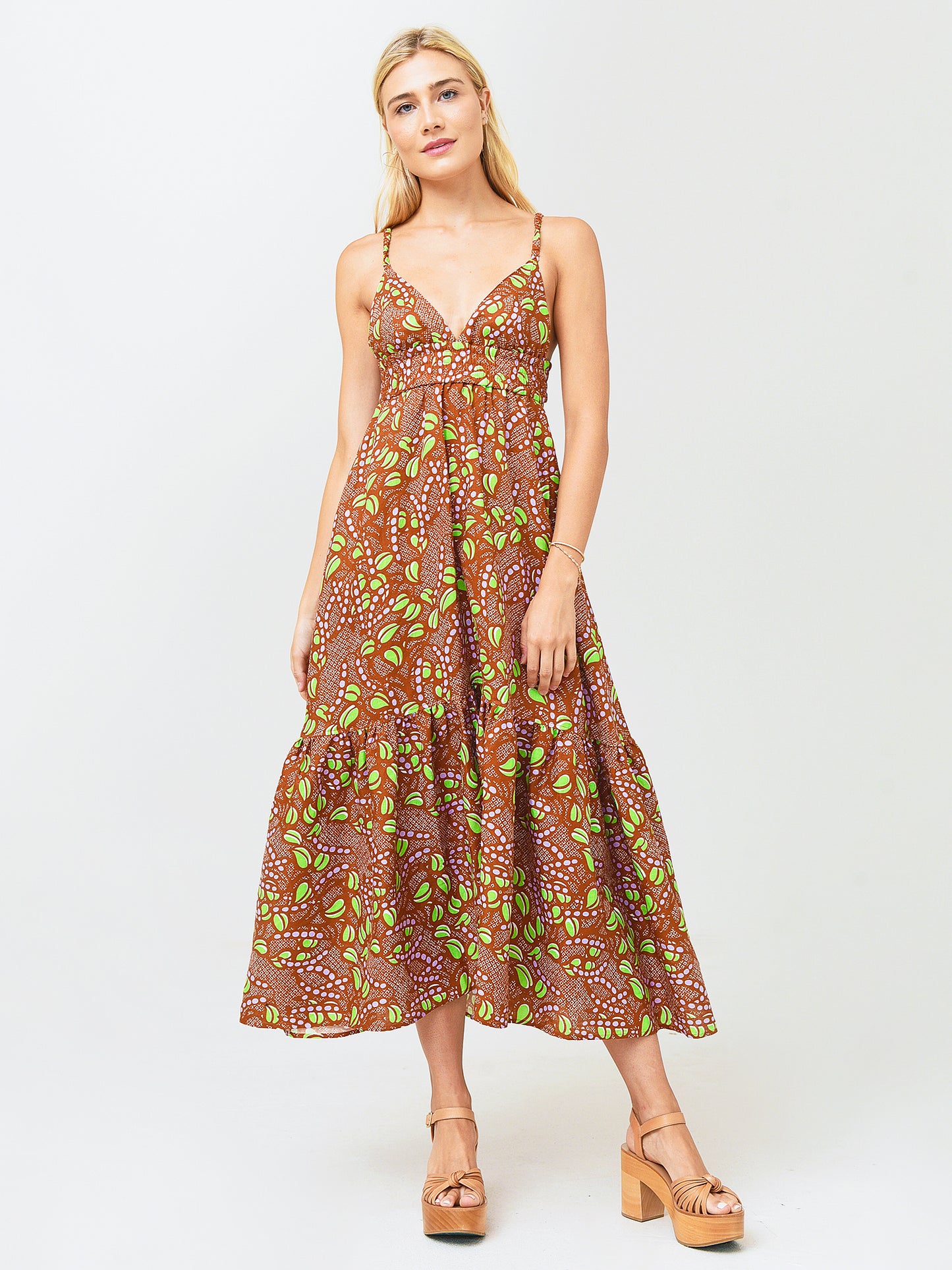 6DRES01633xBRONZETONEGREENKICK-alt1