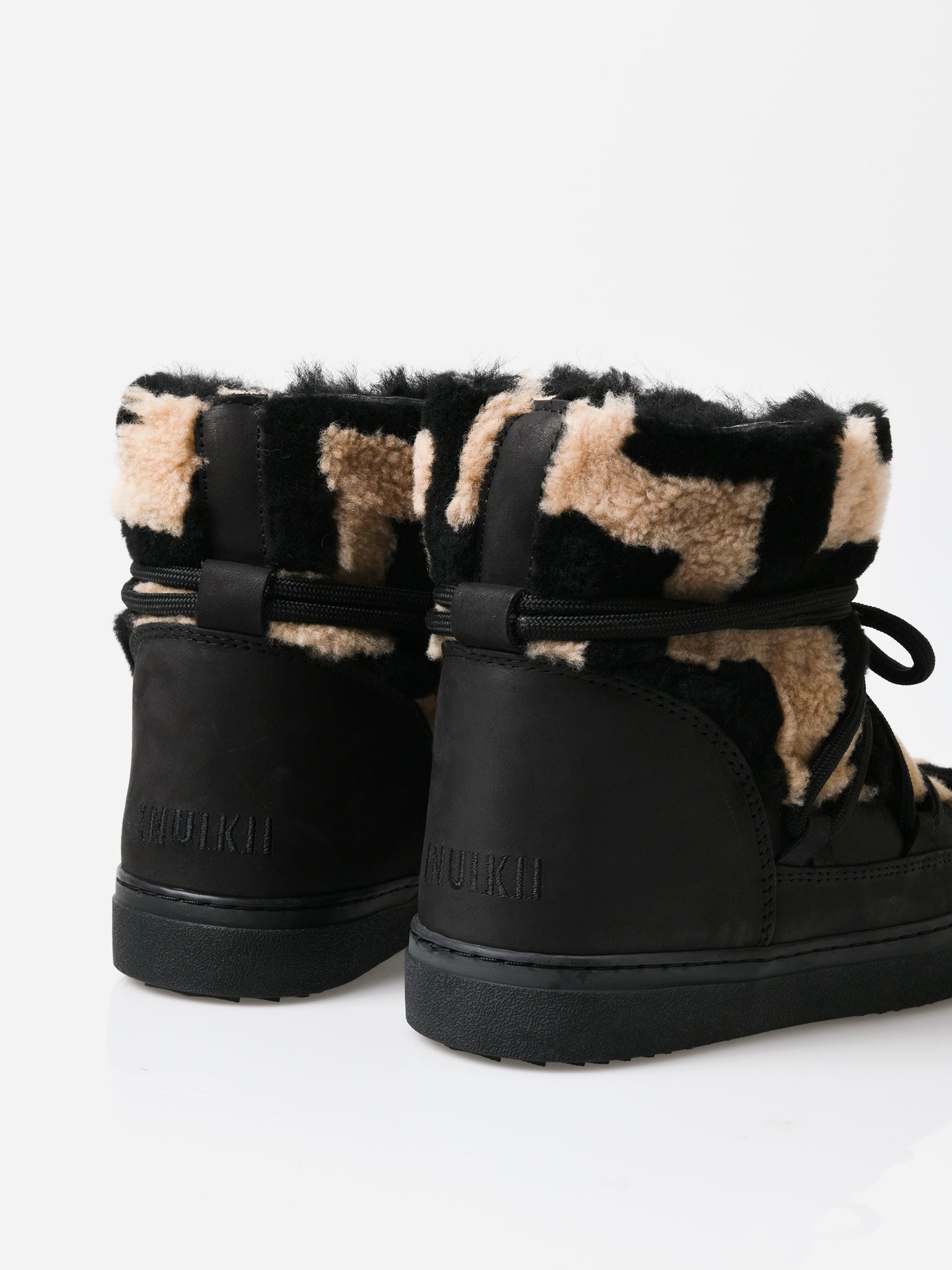Inuikii Women's Shearling Zig Zag Boot | $520.00 | Saint Bernard