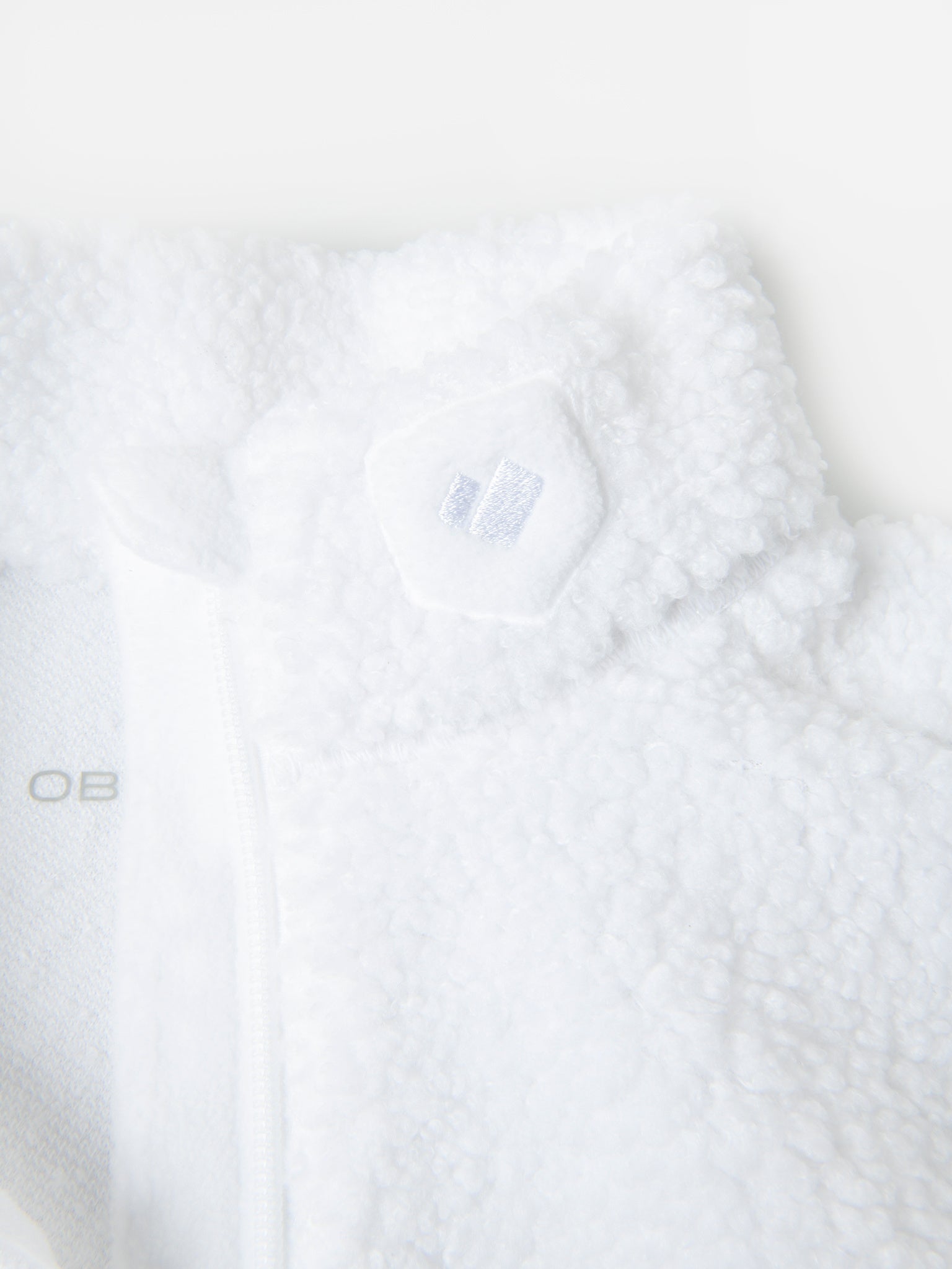 77018xWHITE-alt3