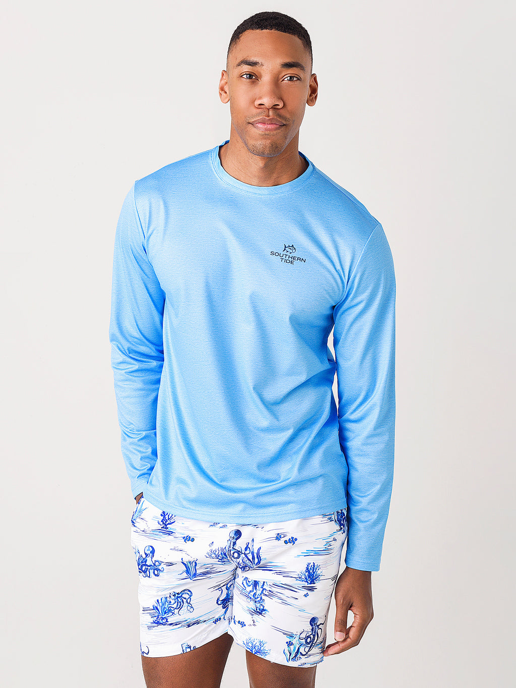 Southern Tide Men's Paddleboard Stack Long Sleeve Heather Performance T-Shirt - Saint Bernard