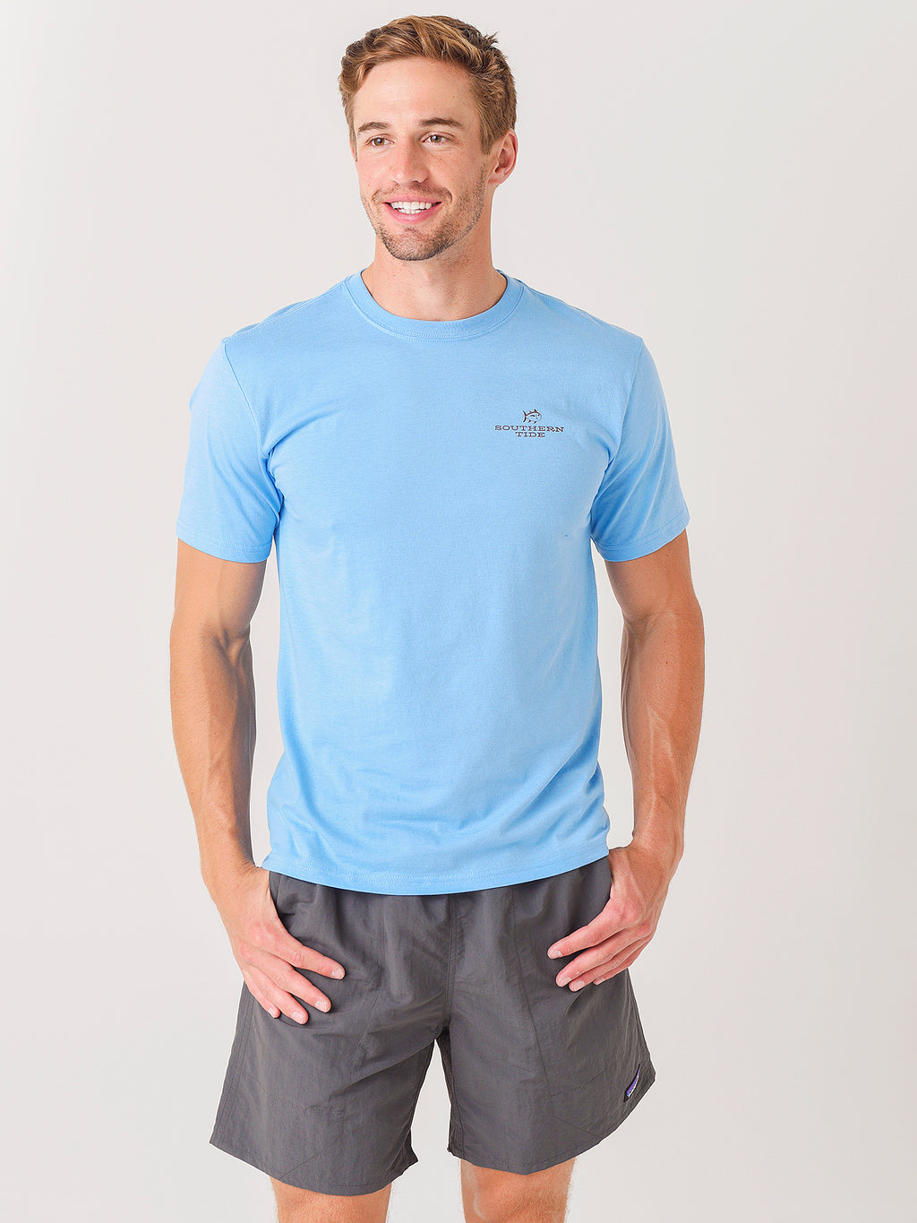Southern Tide Men's Brewmasters Delight T-Shirt - Saint Bernard