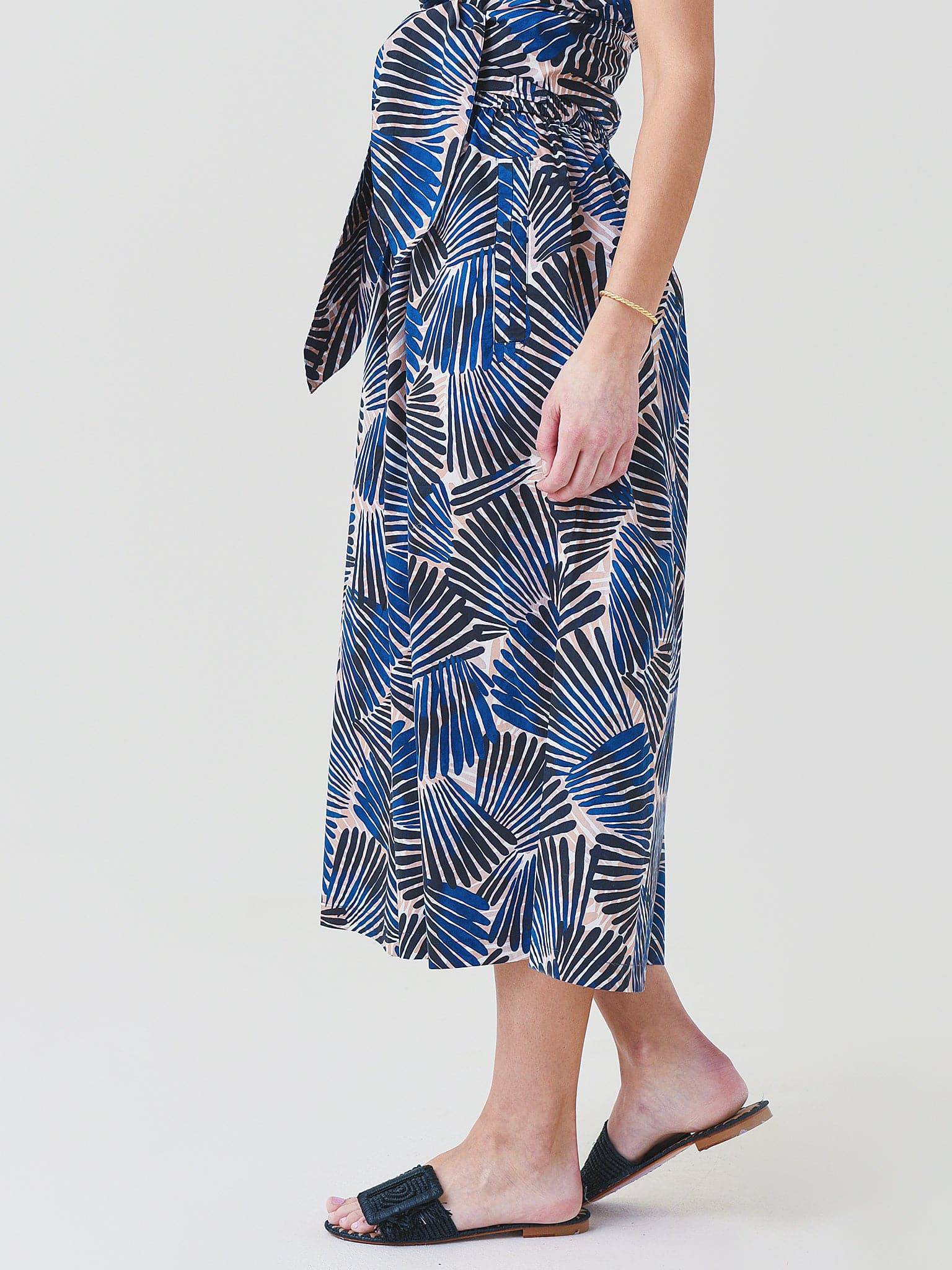 802_xPALMSTRIPESNAVY-alt3