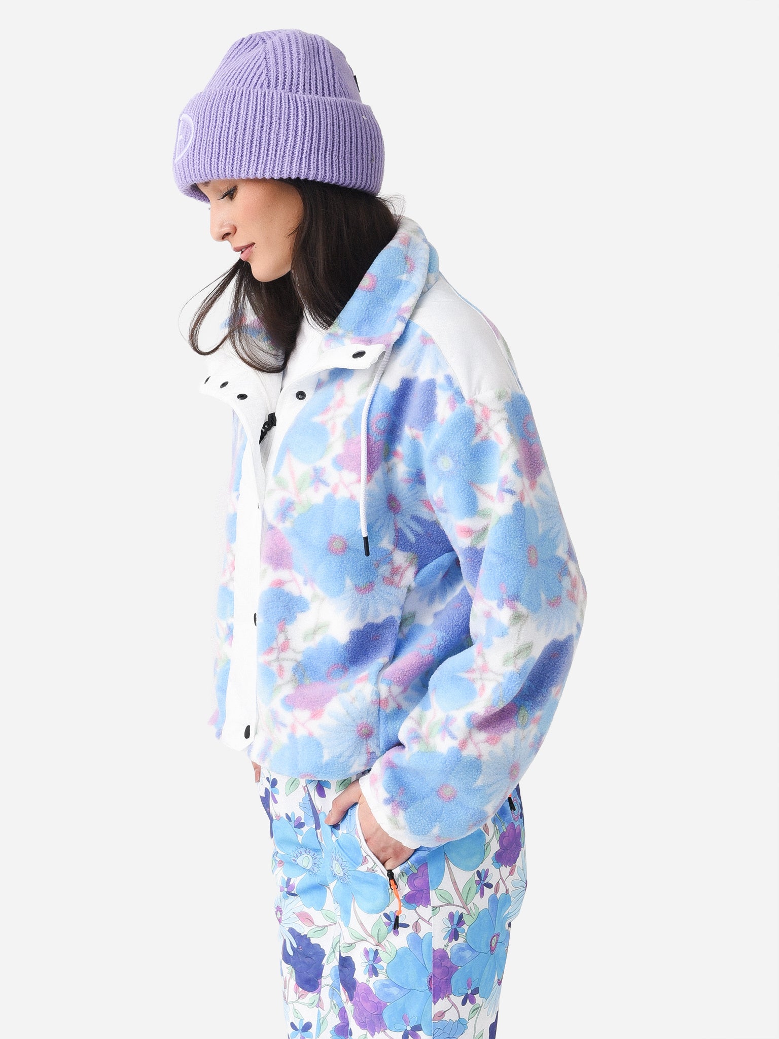 8466x344RAINDANCE-alt4