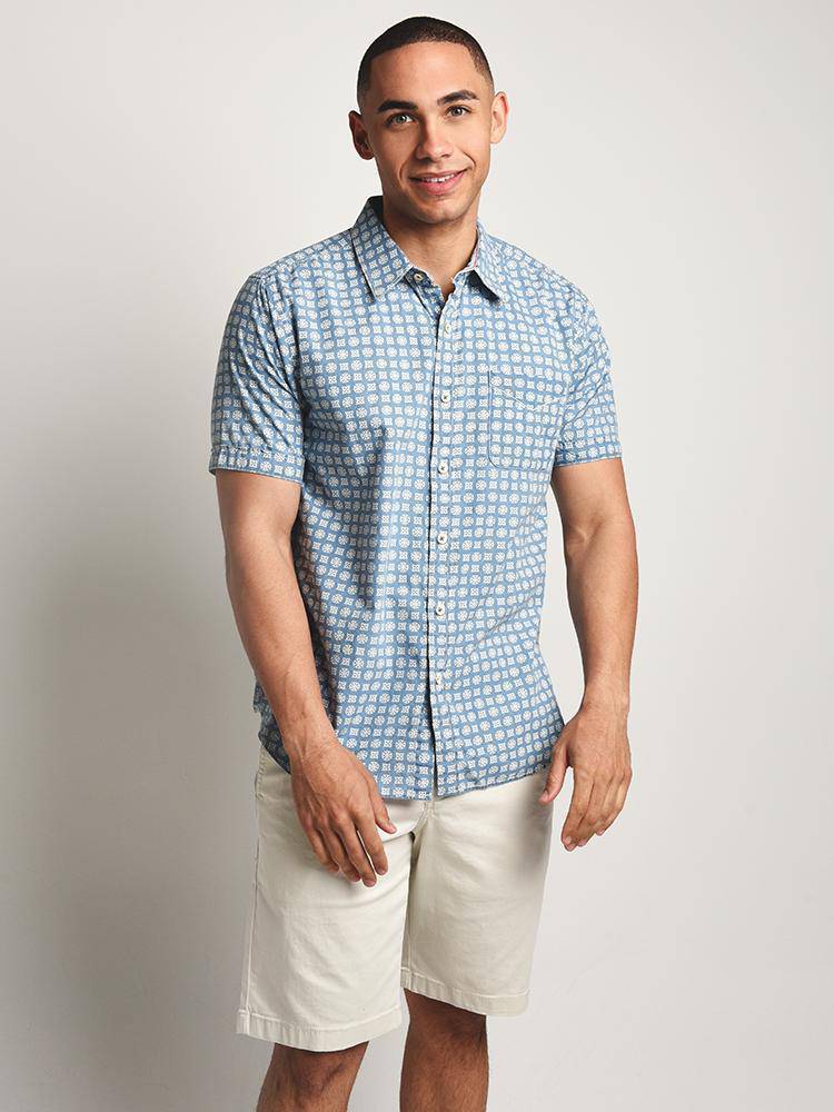 True Grit Batiks Short Sleeve Shirt - Saint Bernard