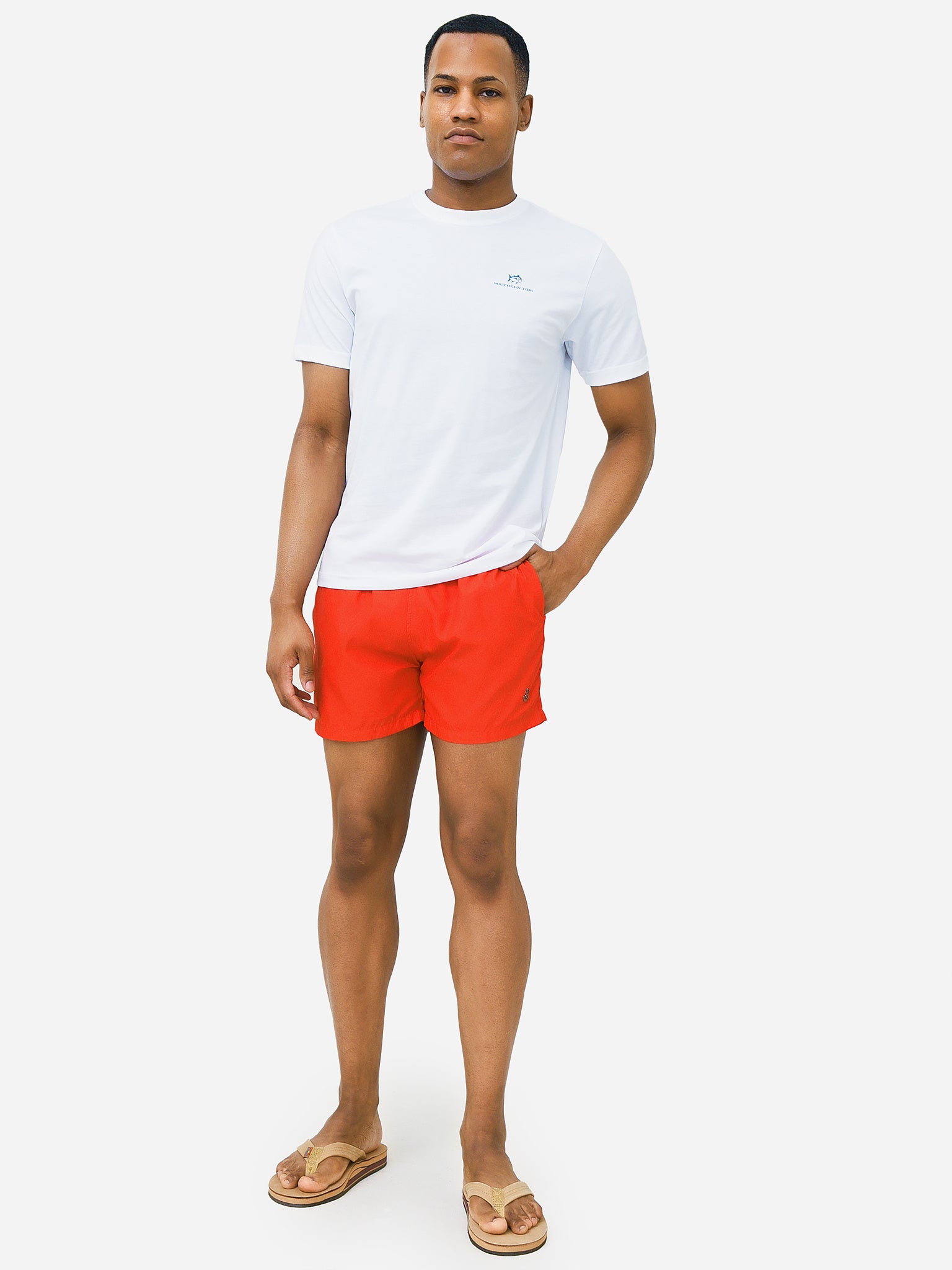 9023_xCLASSICWHITE-alt1