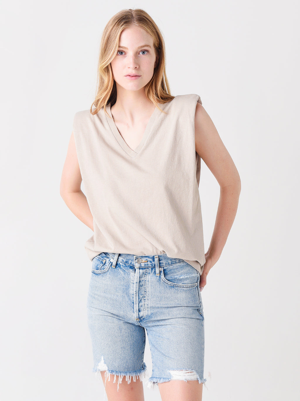 Citizens Of humanity Women's Zosia Padded Shoulder V-Neck Top - Saint Bernard