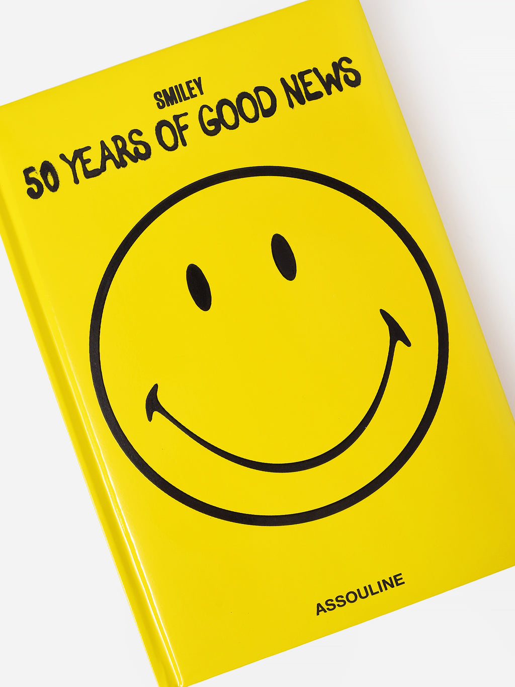 Assouline Smiley: 50 Years of Good News Book - Saint Bernard