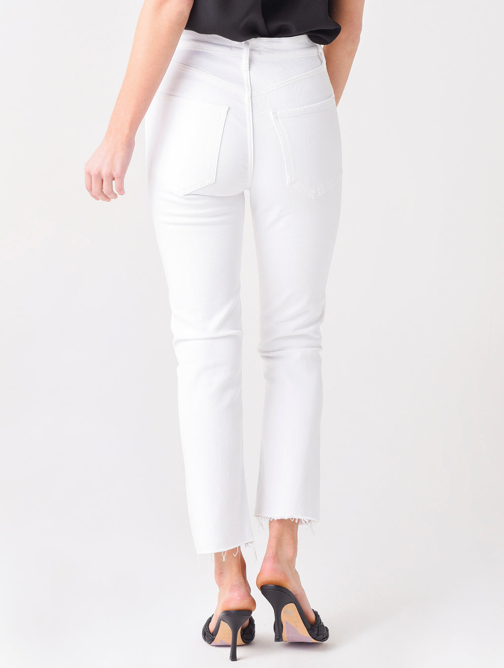 A056-1085xBLURRED-alt3