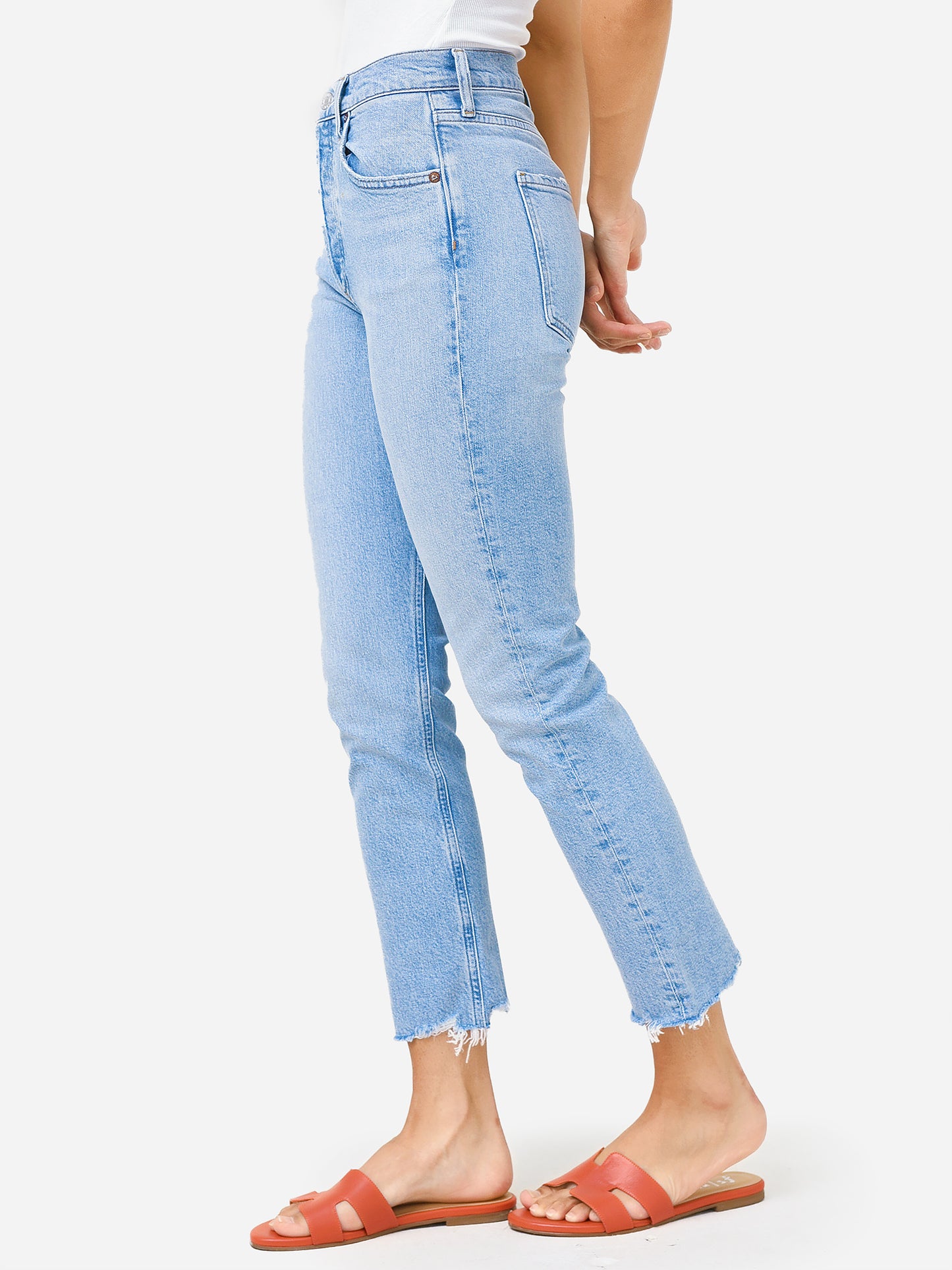 A056-1370xBITTER-alt2