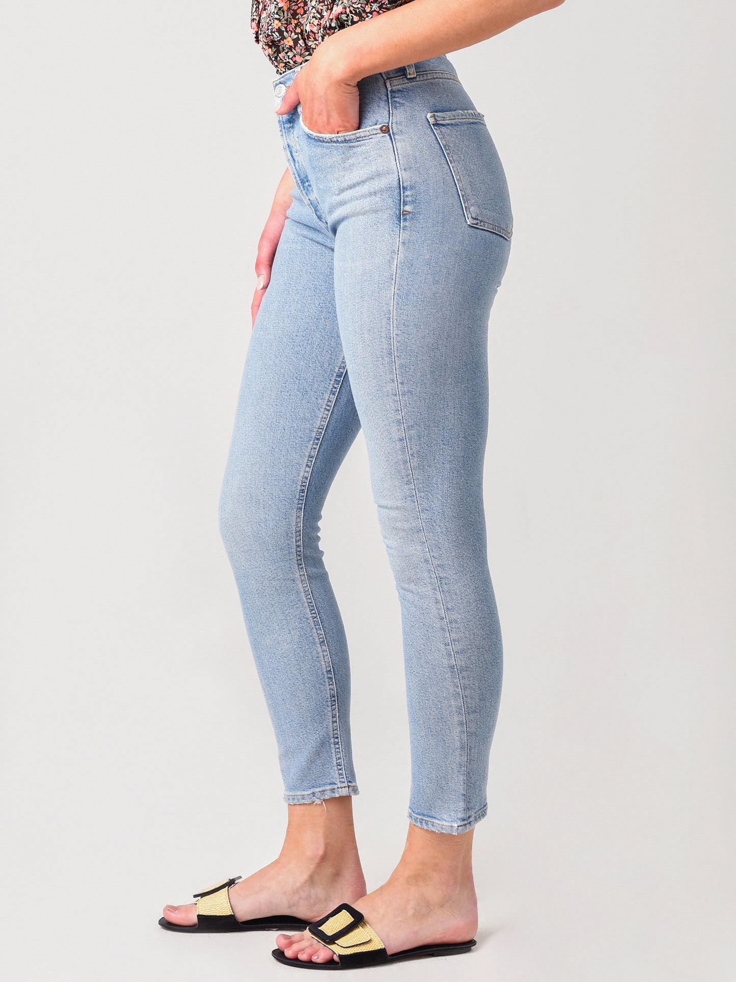 A093B-1255xCLIFFSIDE-alt2