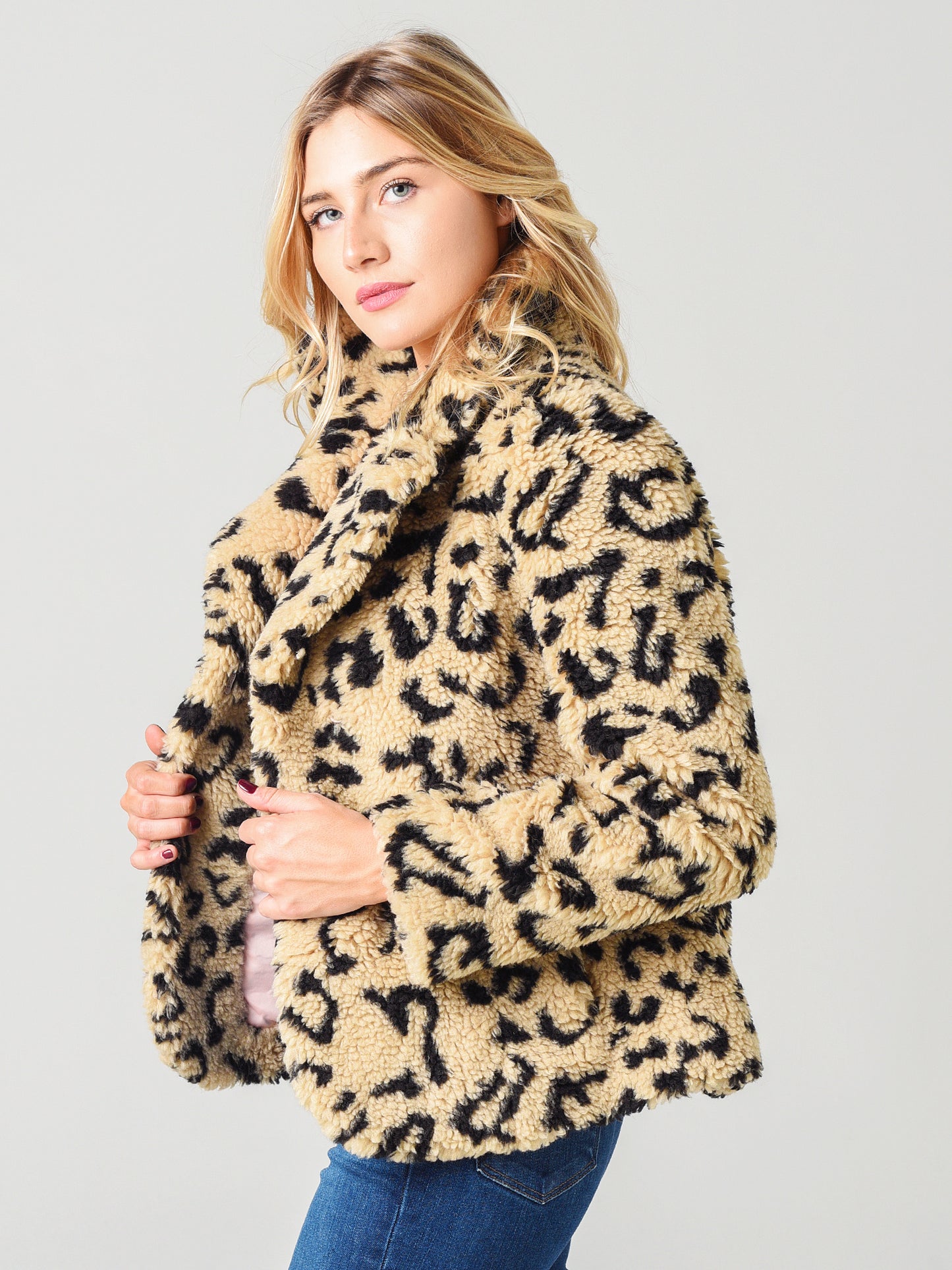 A1W183EP1xGOLDBLACK-alt1