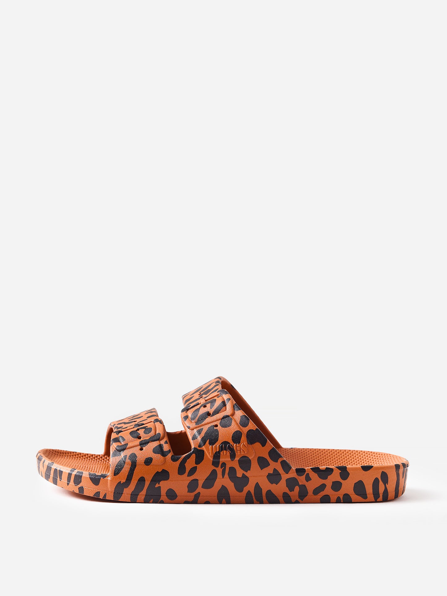 AFM002xLEOTOFFEE-alt3