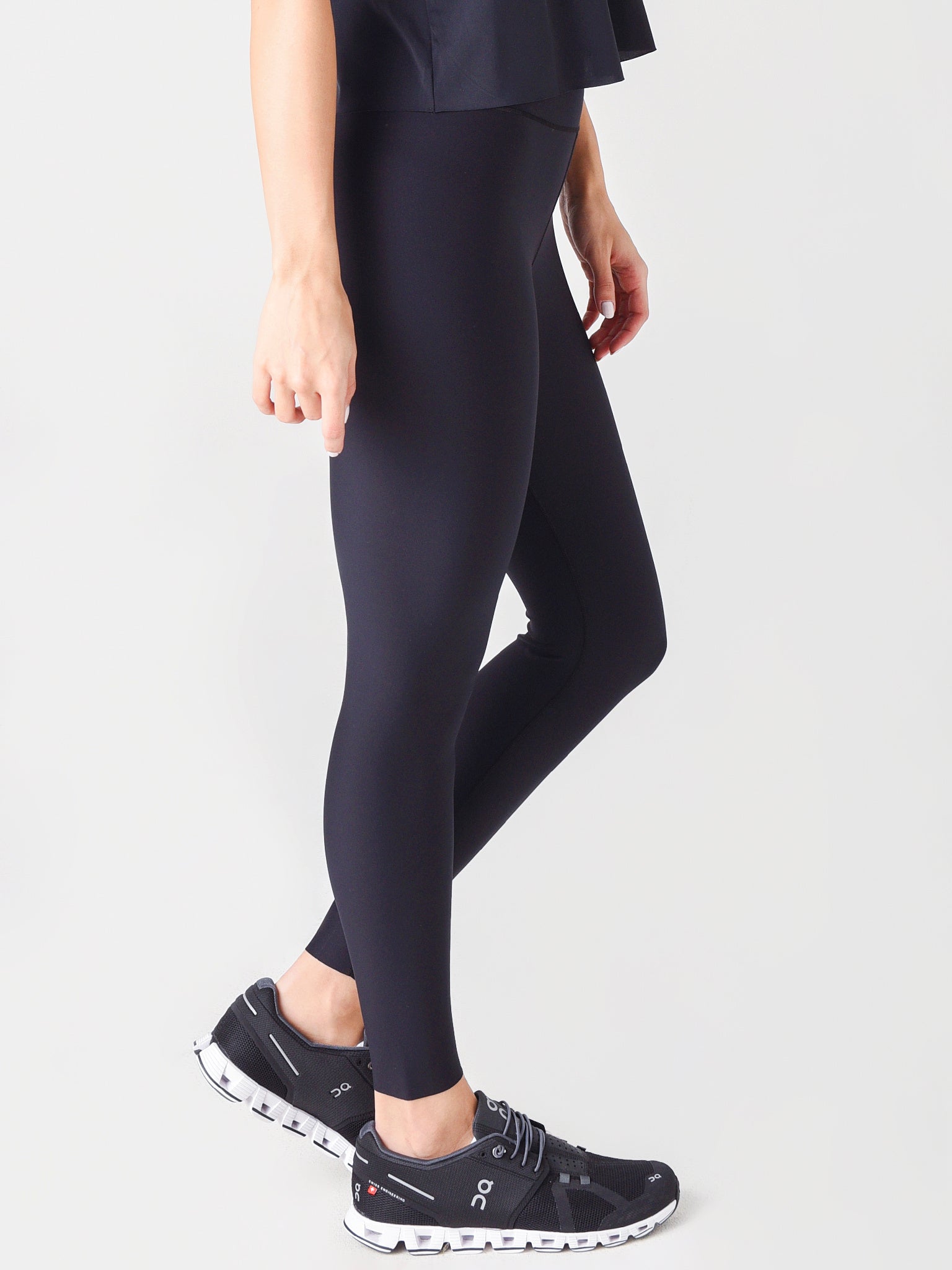 ALUX10002036HxNERO-alt2