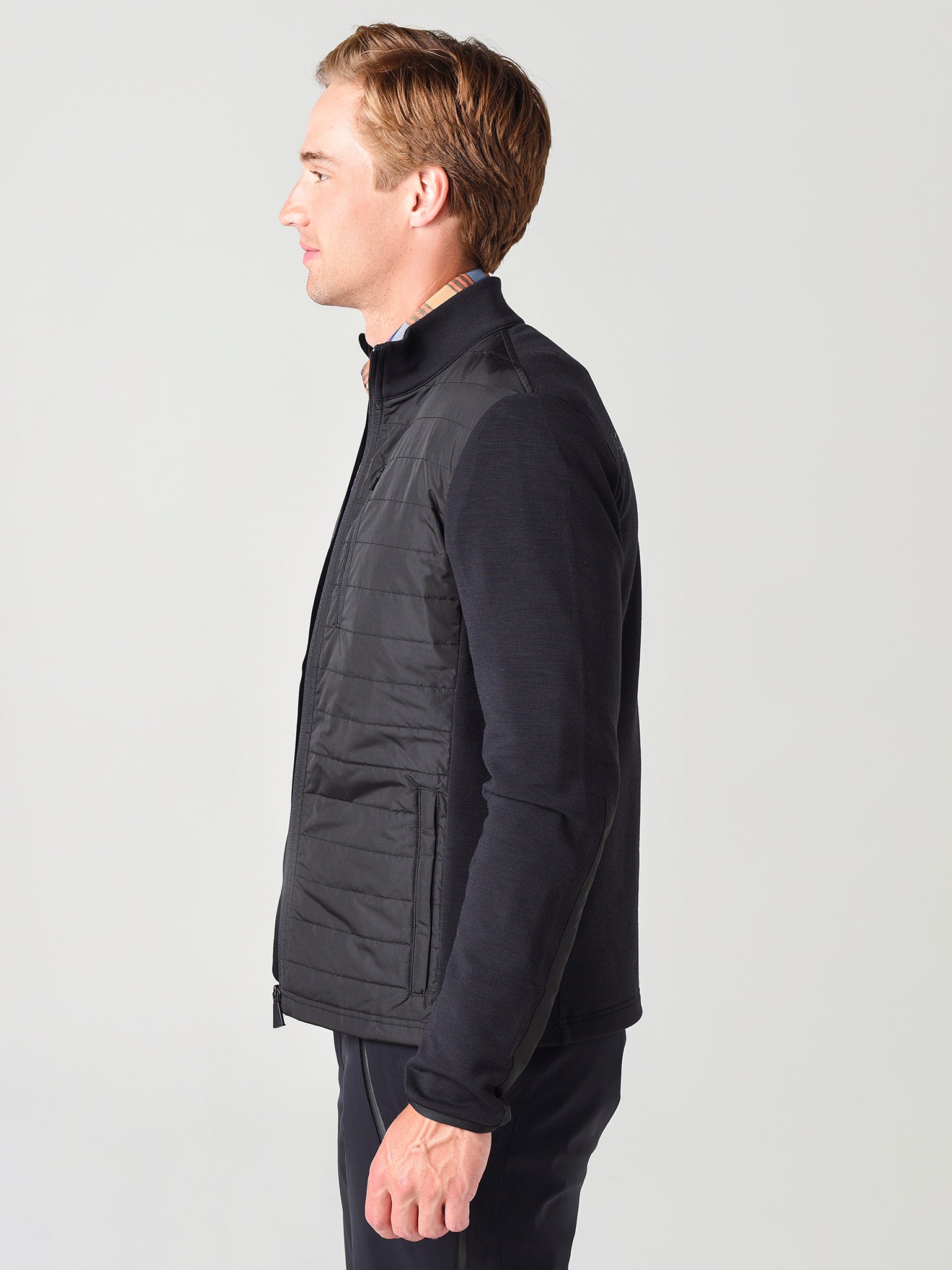 AM400132xSPACEBLACK-alt1