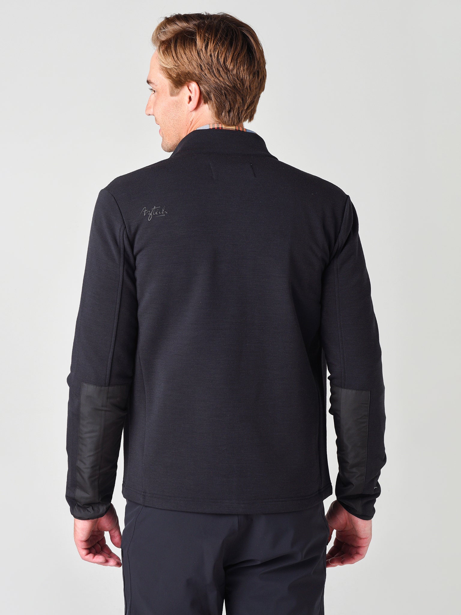 AM400132xSPACEBLACK-alt2