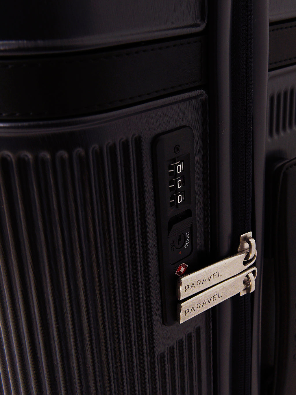 AVIATORCARRYONPLUSxDERBYBLACK-alt2
