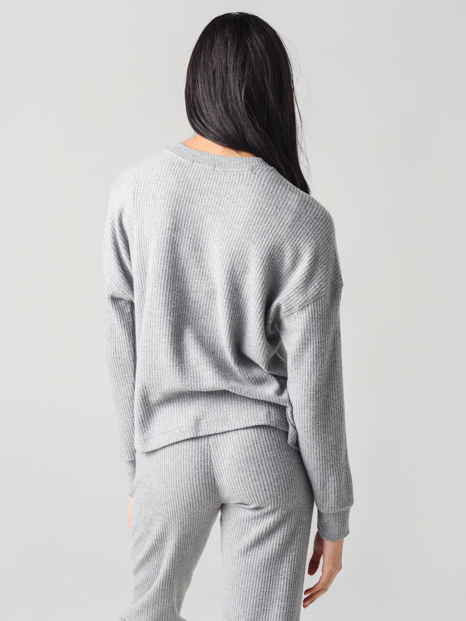 AW1347-EACxMEDIUMHEATHERGREY-alt2