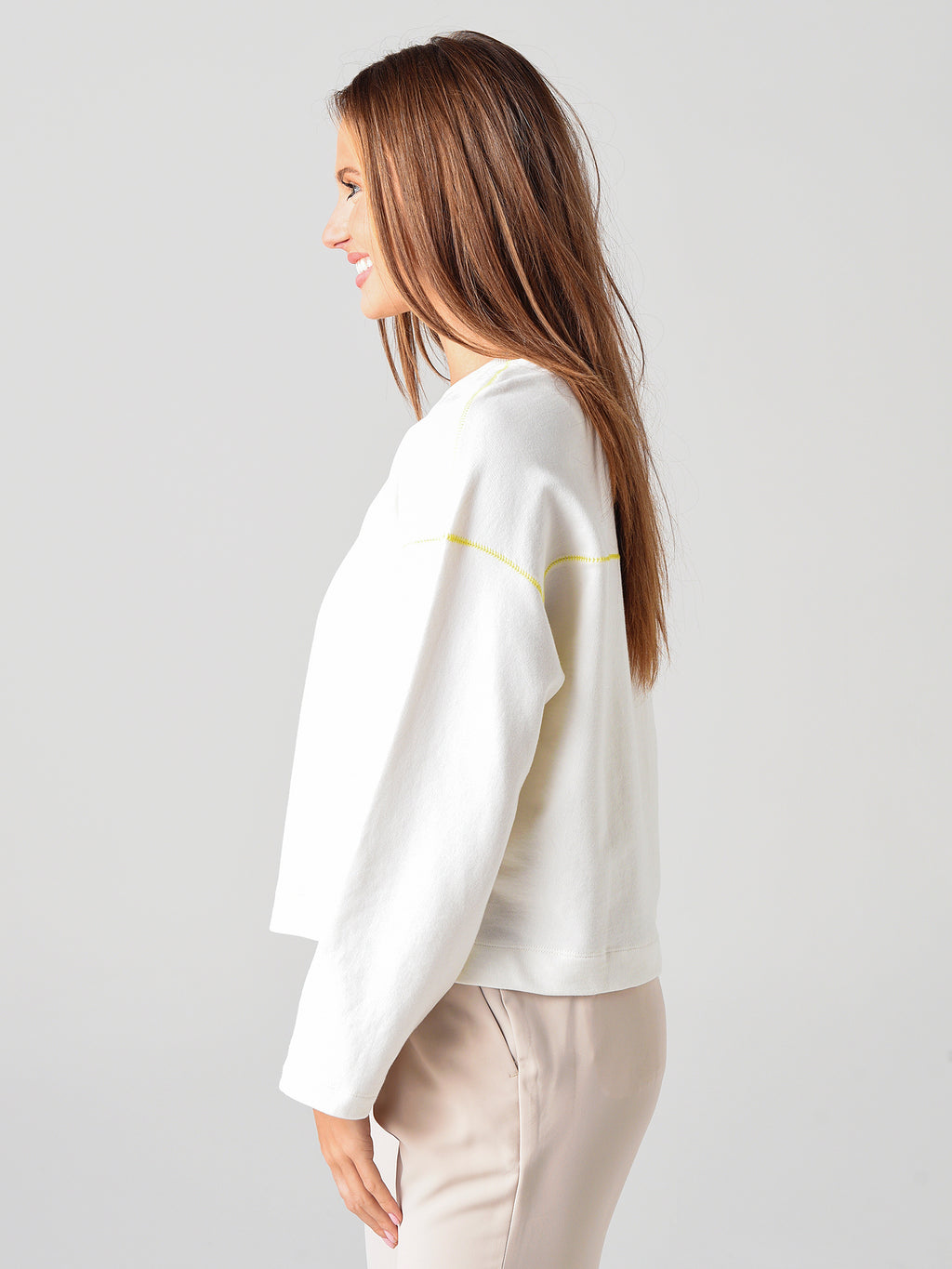 AW1383-FAB xCHALK-alt1