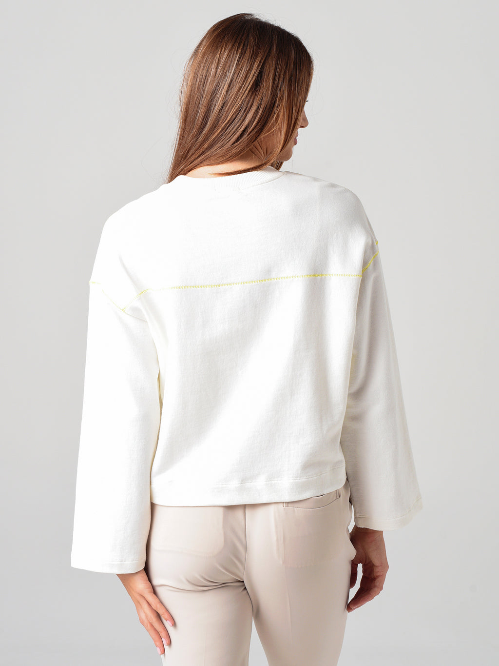AW1383-FAB xCHALK-alt2