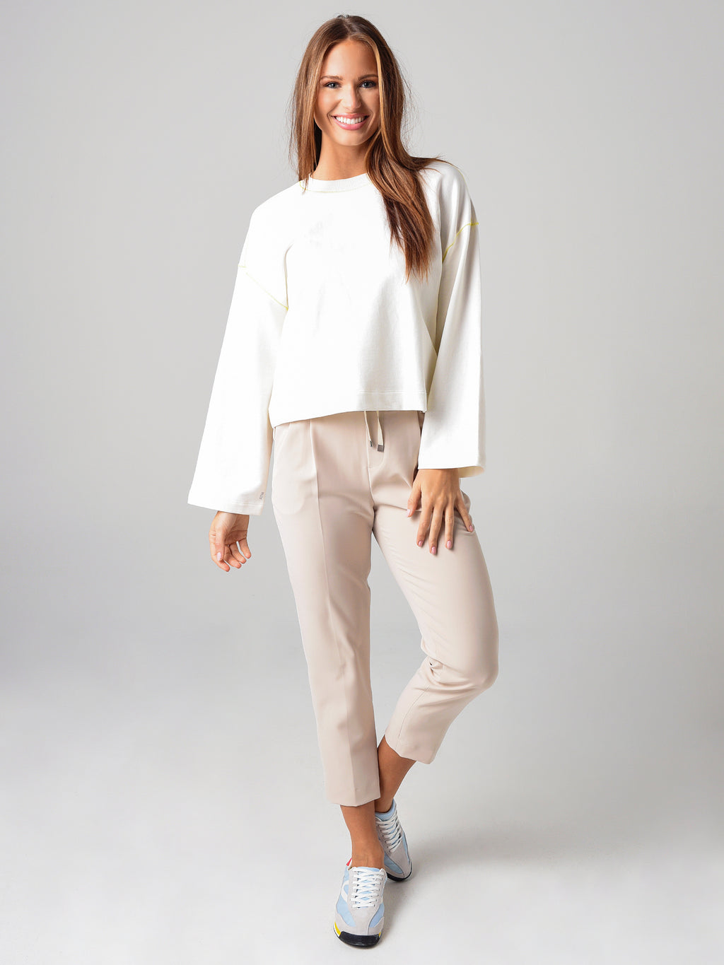 AW1383-FAB xCHALK-alt3
