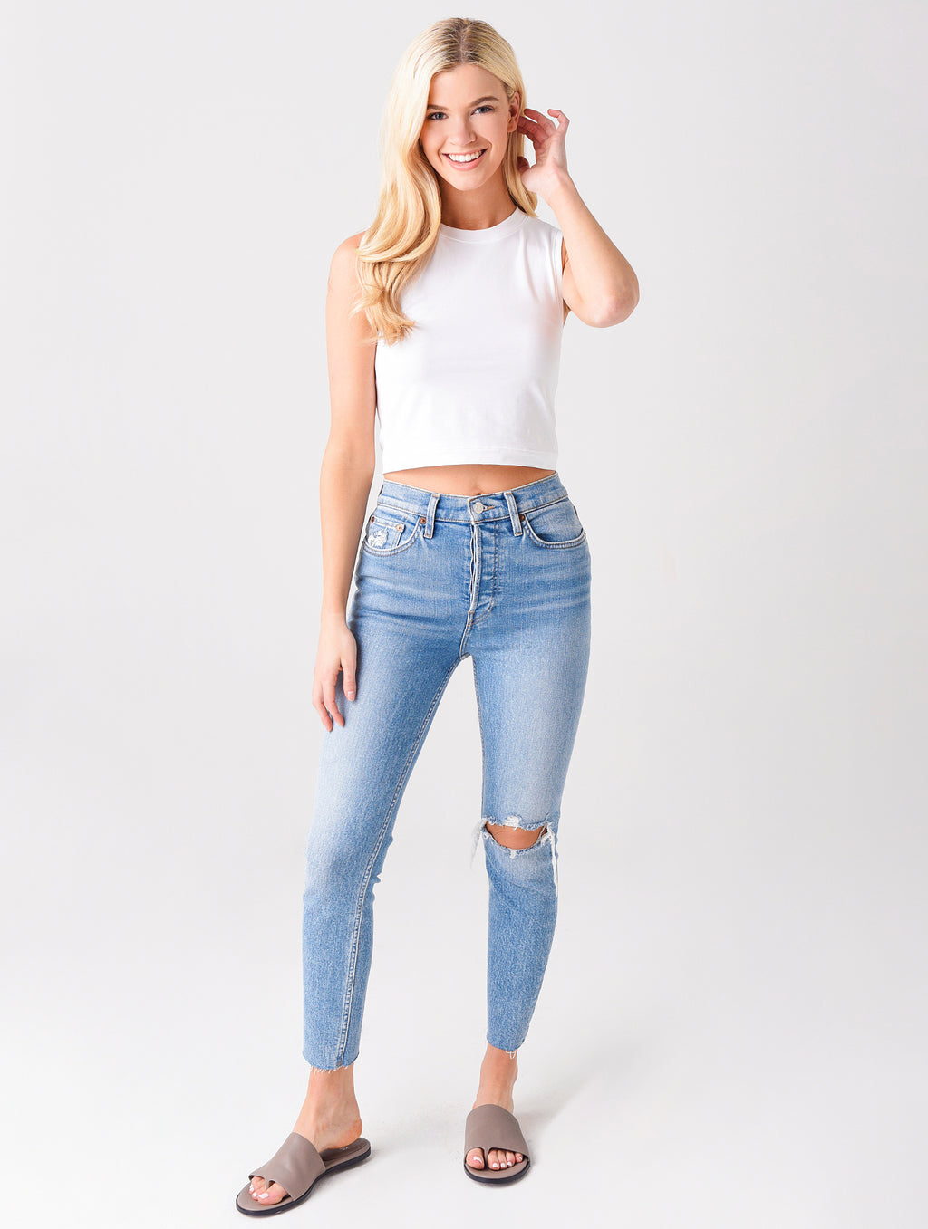AW1440-XAxWHITE-alt1
