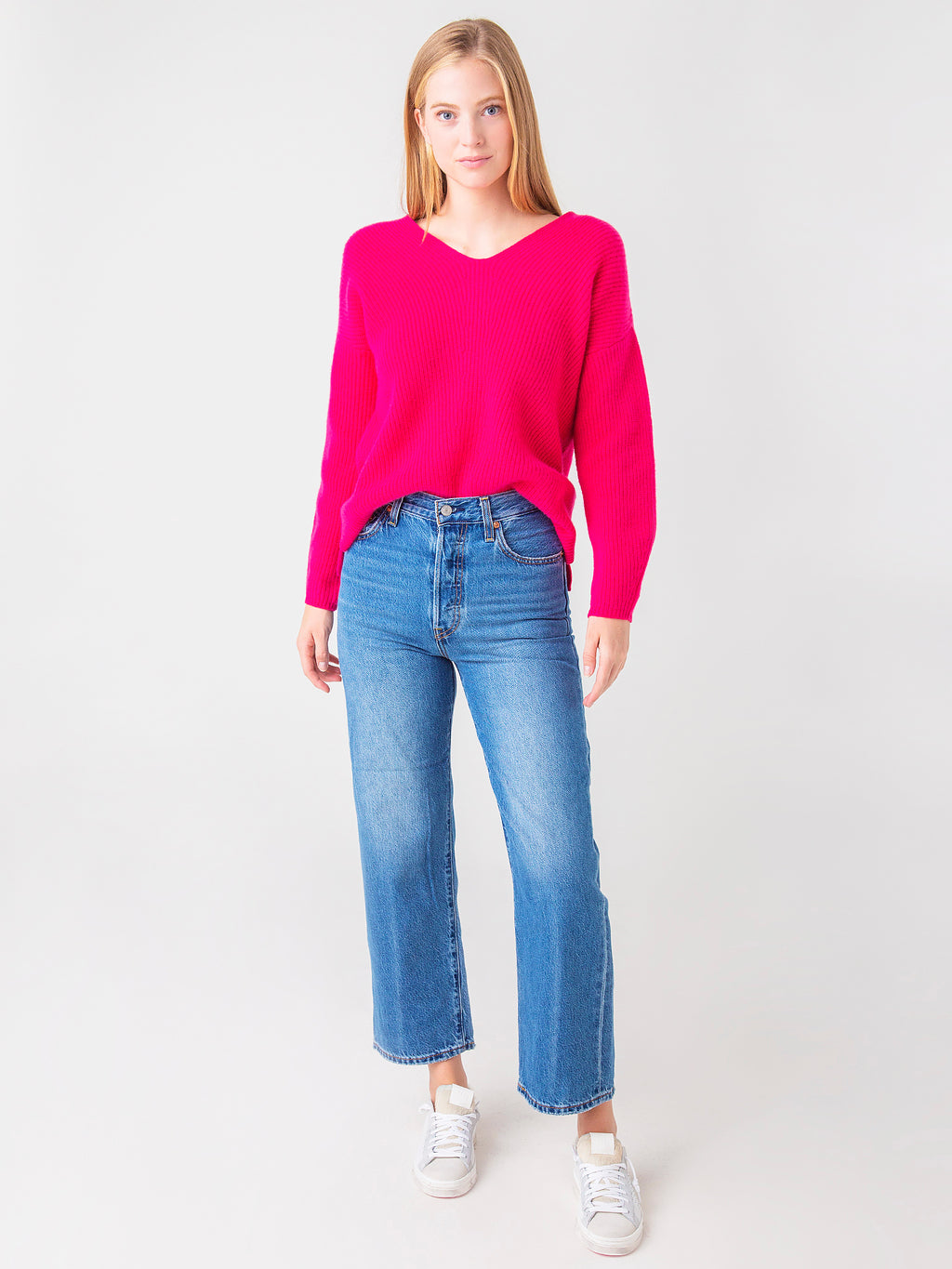 AW21-049xFUSCHIAPINK-alt1