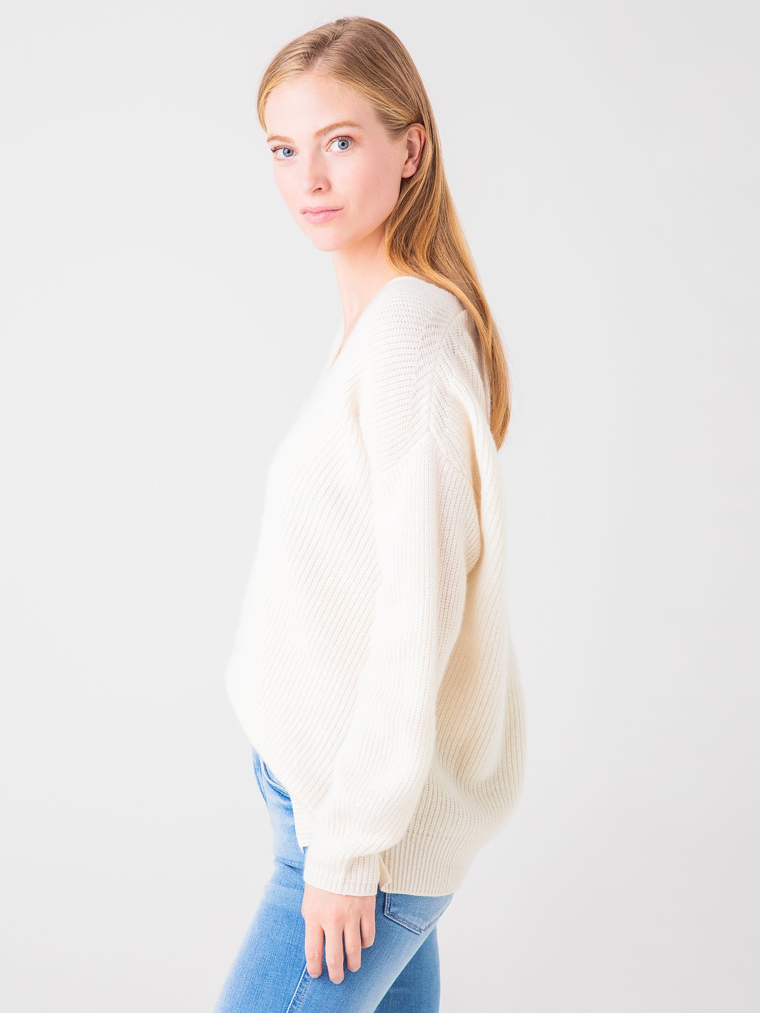 AW21-049xIVORY-alt2
