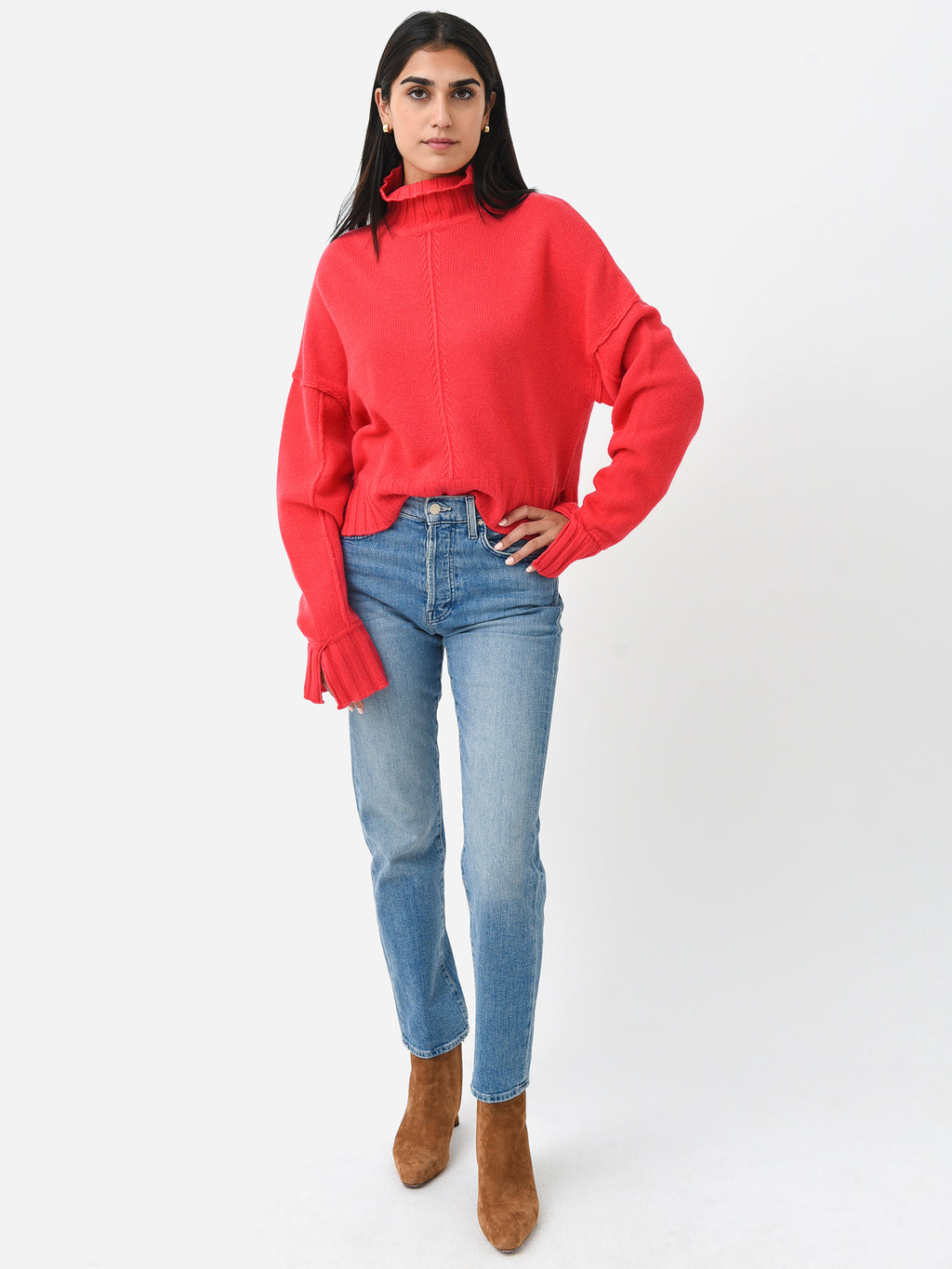 AW22-019xTEABERRY-alt2