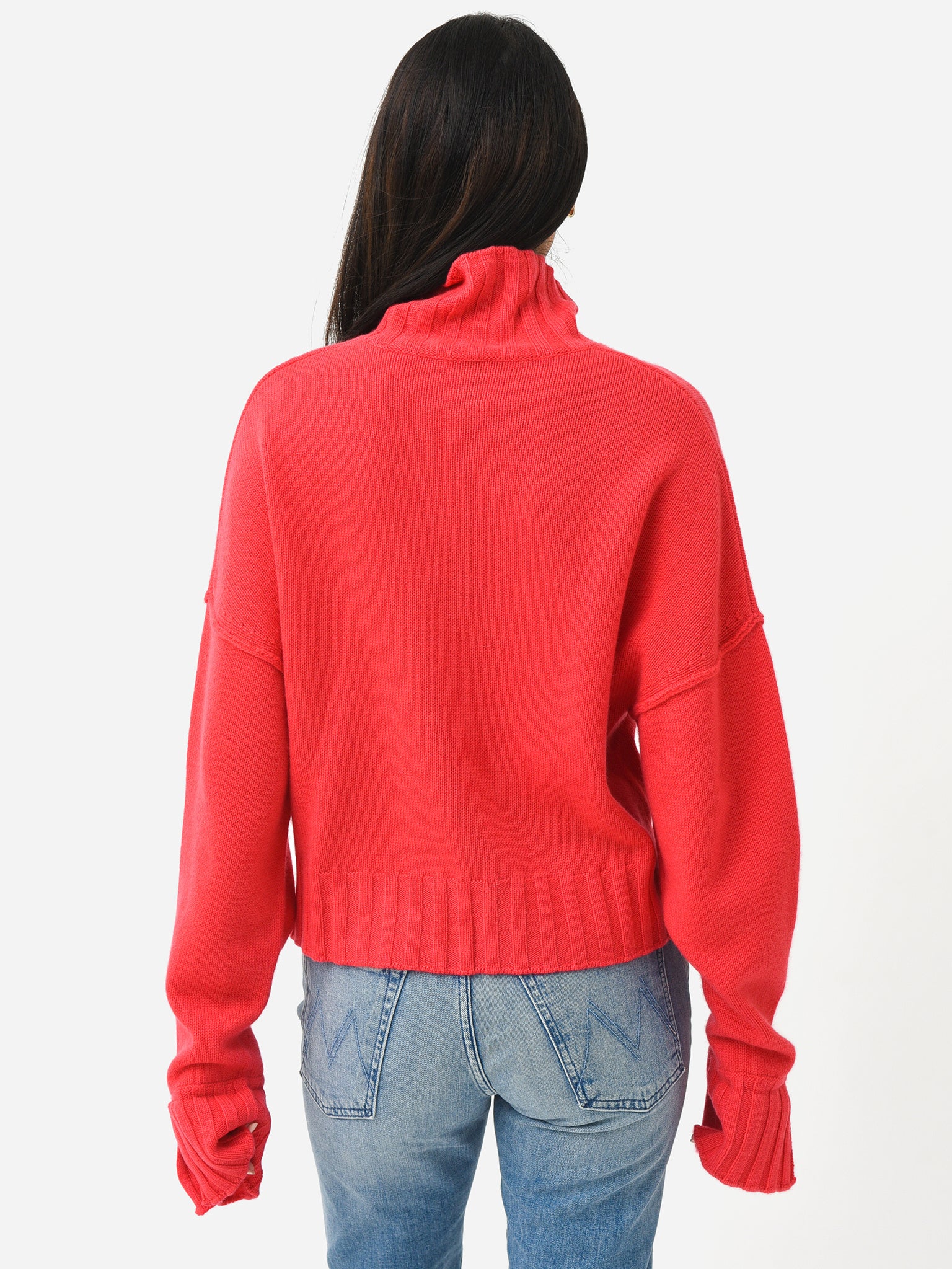 AW22-019xTEABERRY-alt4