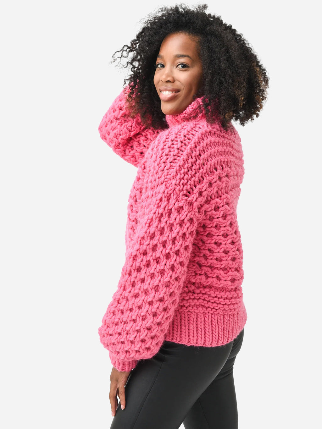 AW22_AMCK22012xHOTPINK-alt4