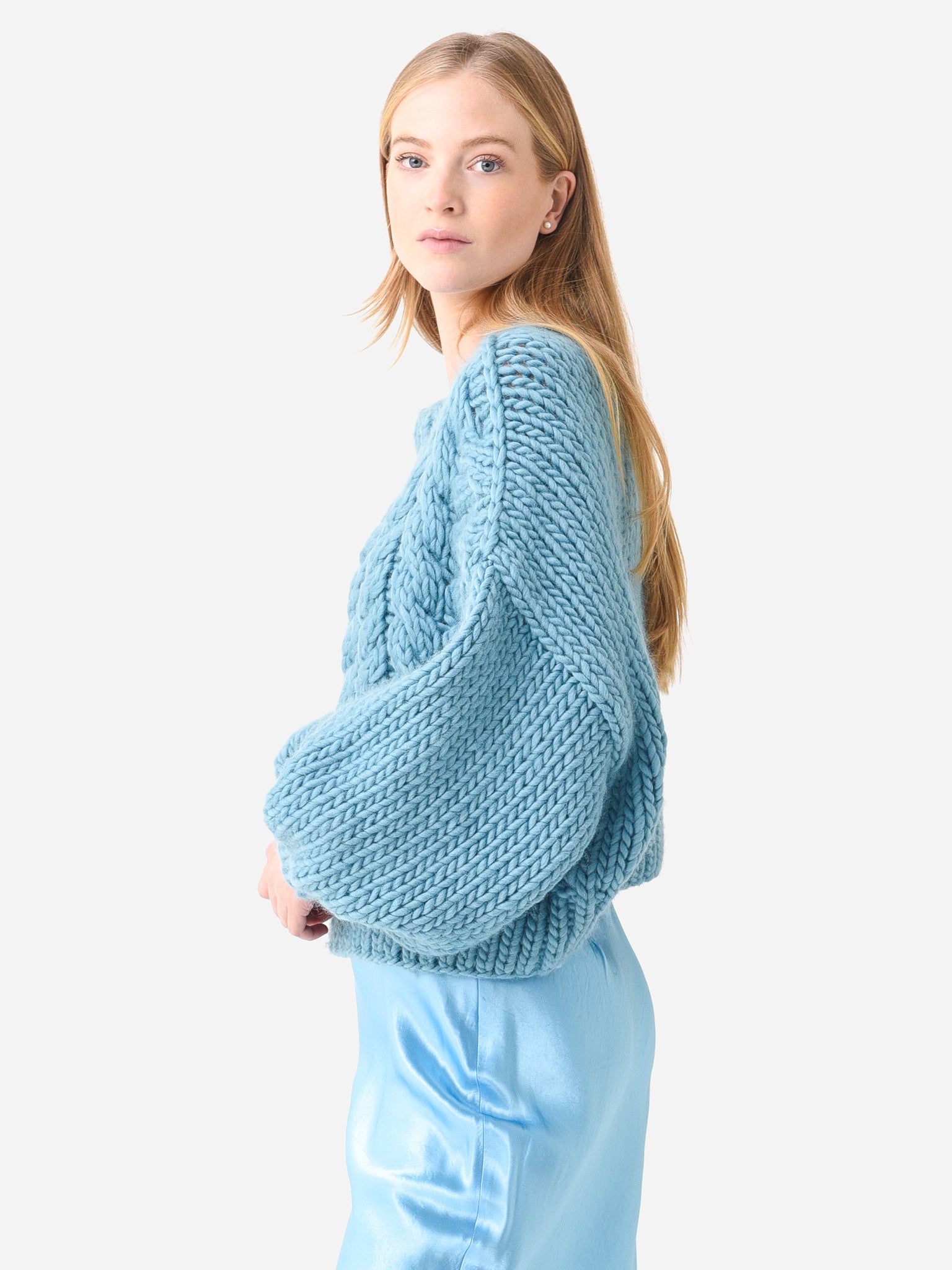 AW22_AMCK22033xCAMEOBLUE-alt3