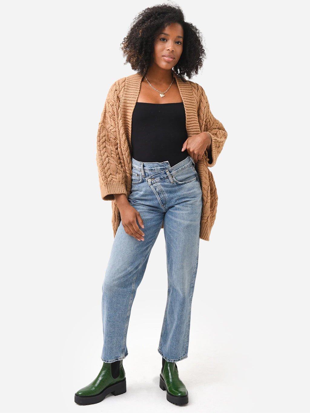 AW22_AML22022xCAMEL-alt3