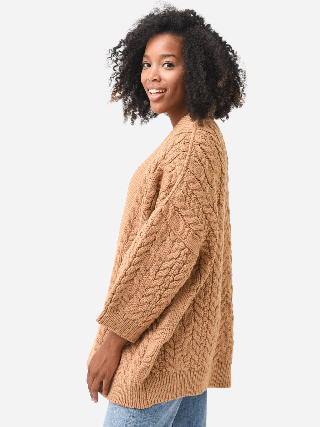 AW22_AML22022xCAMEL-alt4