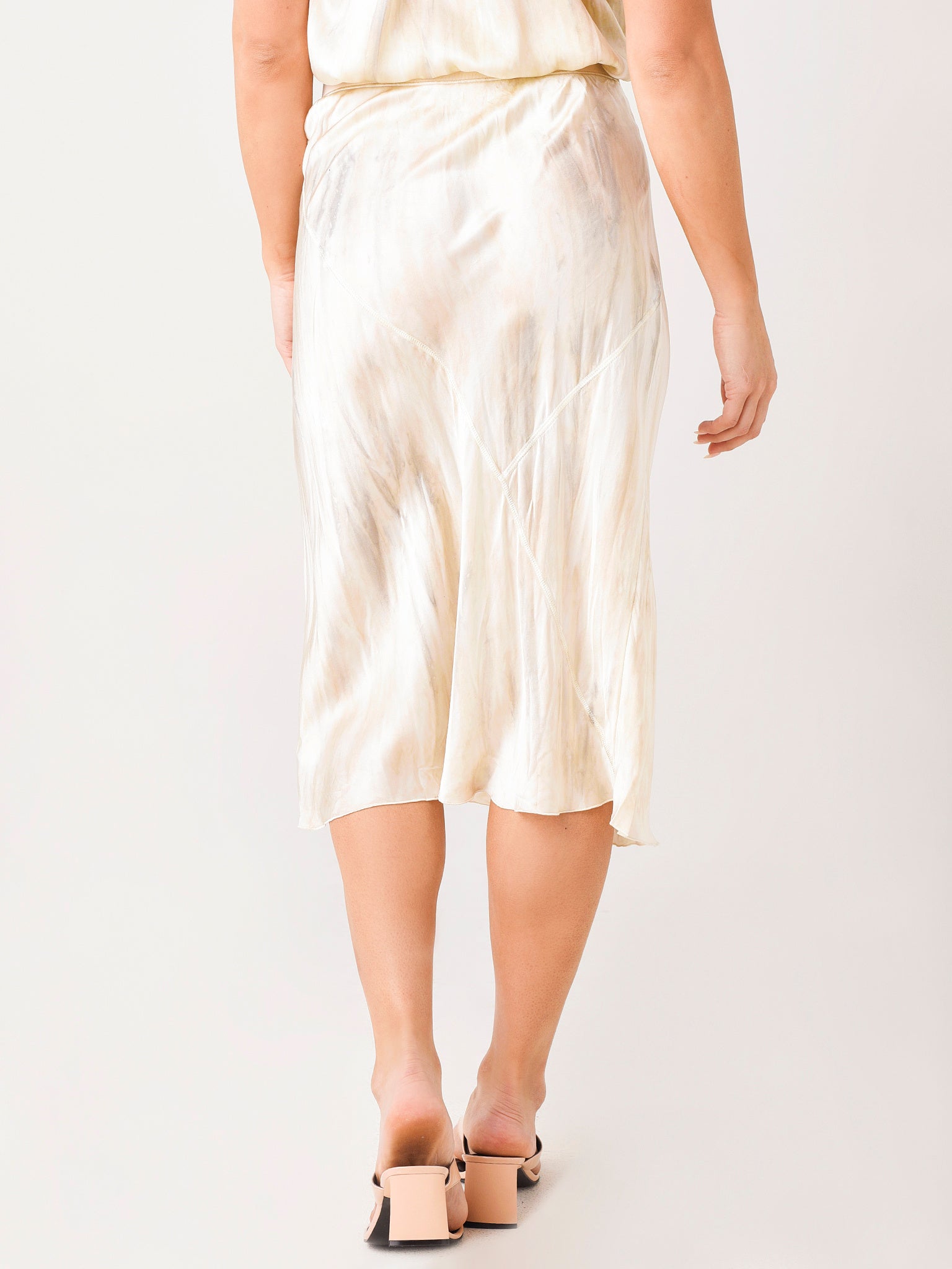 AW9800-BD31xWATERCOLORTIEDYE-alt3