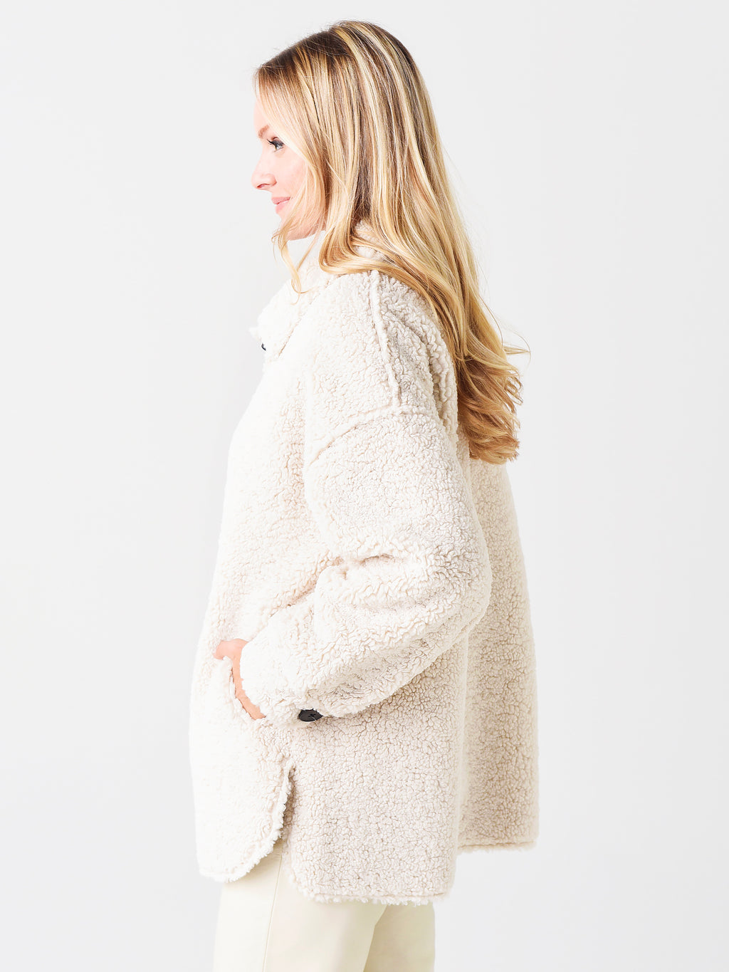 B1W59TVF22xWINTERWHITE-alt2