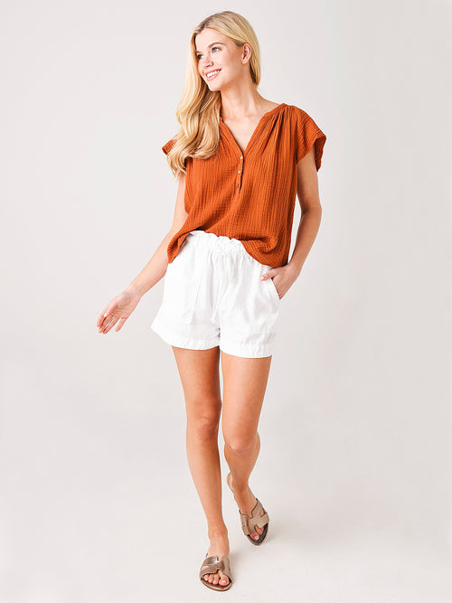 Bella Dahl Women's Roll Hem Ruffle Waist Short