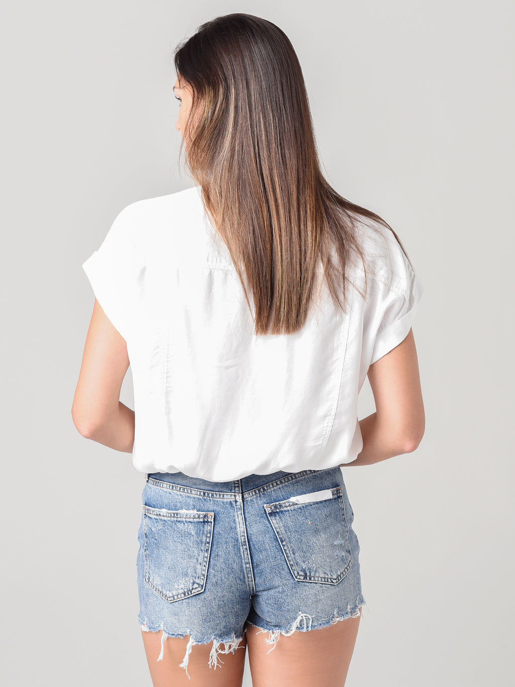 B4521-654-303xWHITE-alt2