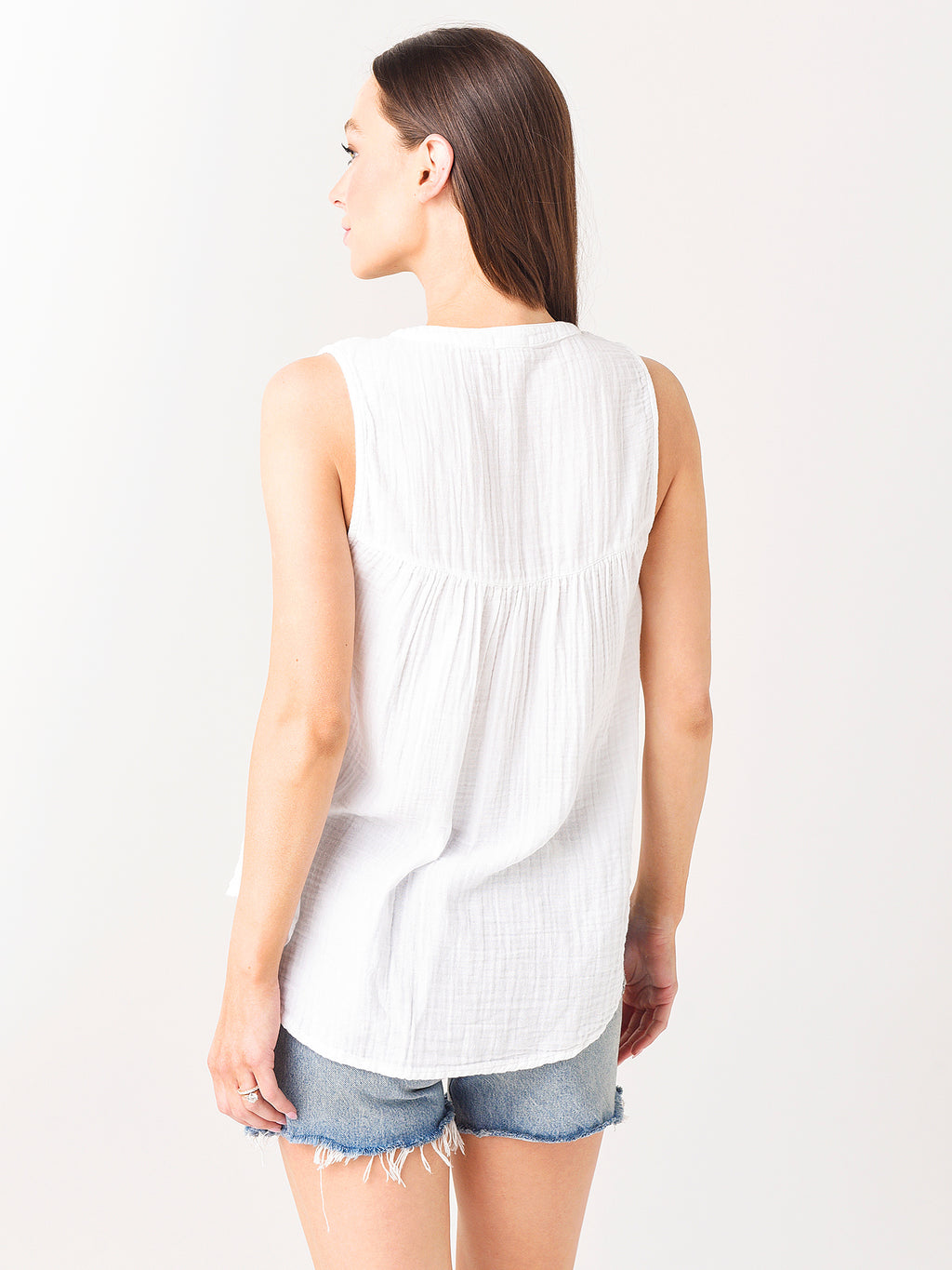 B5W92CGxWHITE-alt3