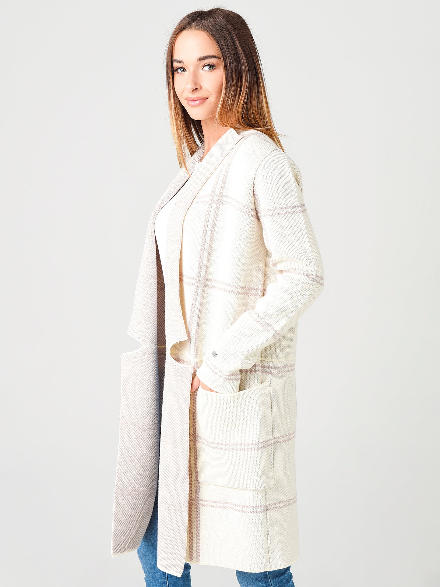 BENELA-PxQUARTZ-alt1